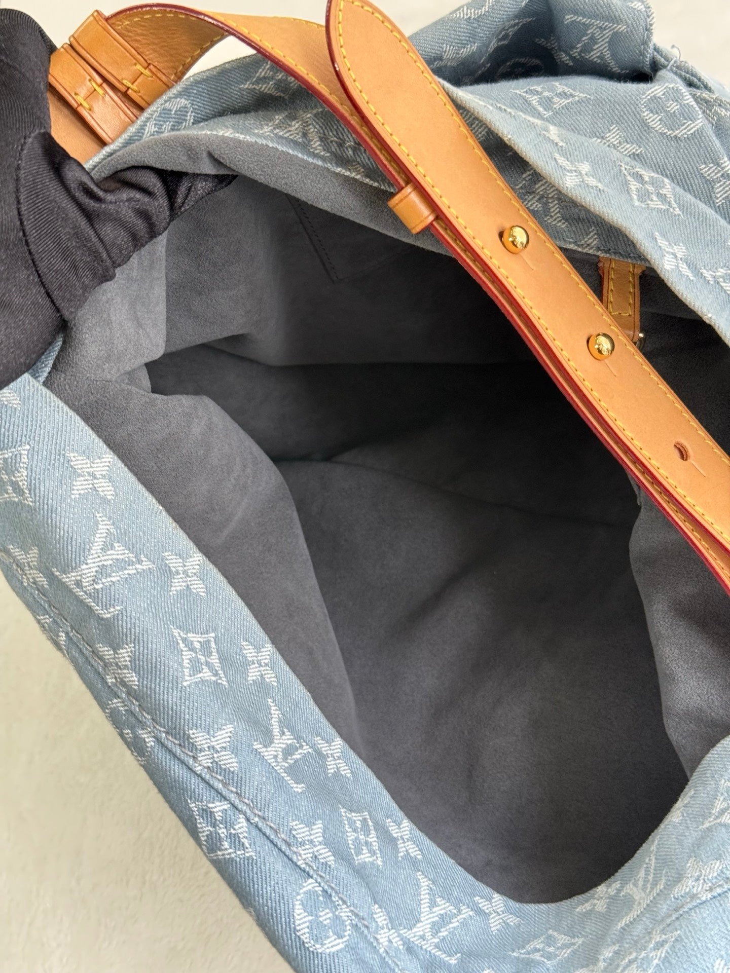 LOUIS VUITTON Denim Delightful Shoulderbag