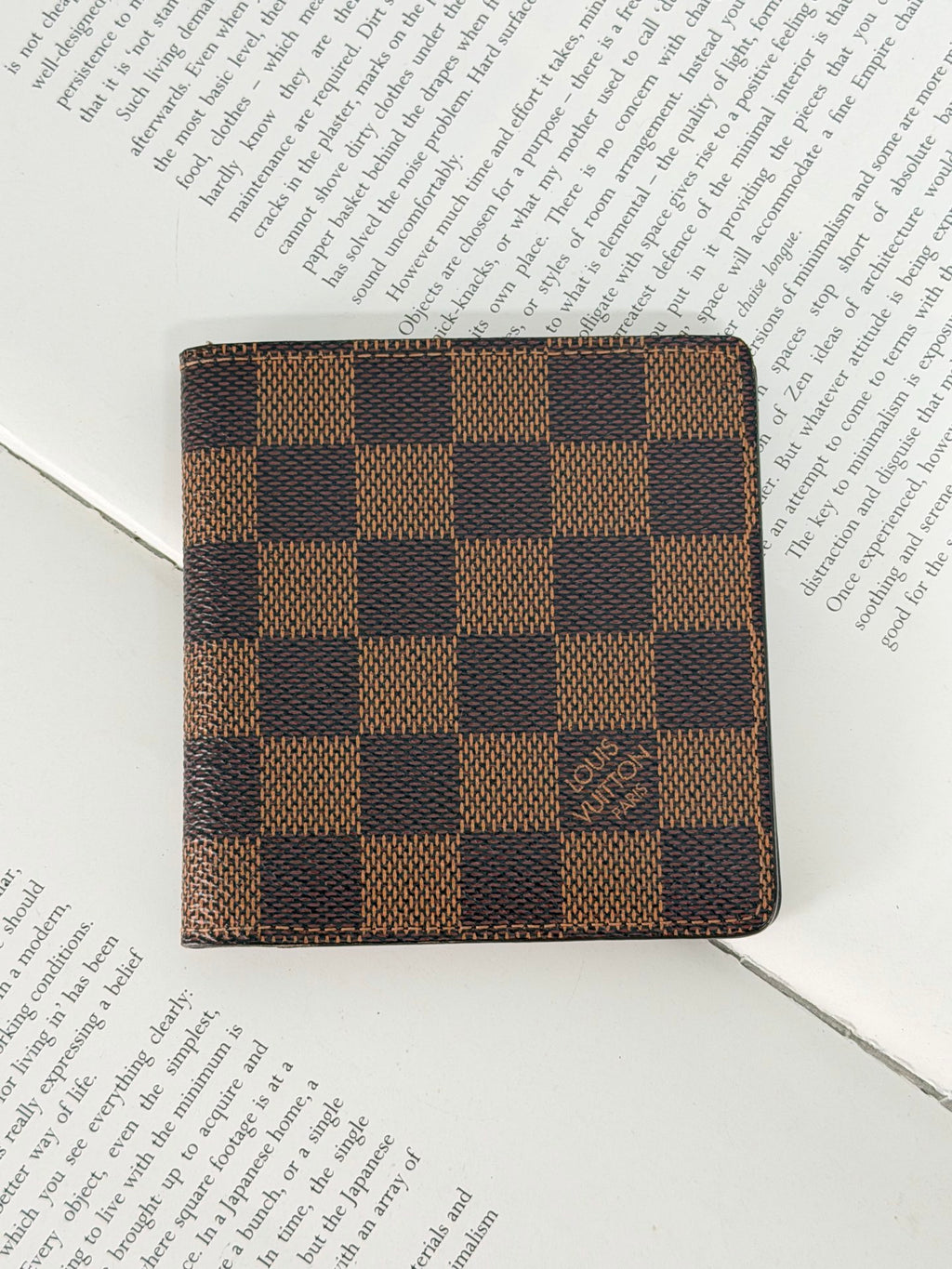 LOUIS VUITTON Damier Wallet