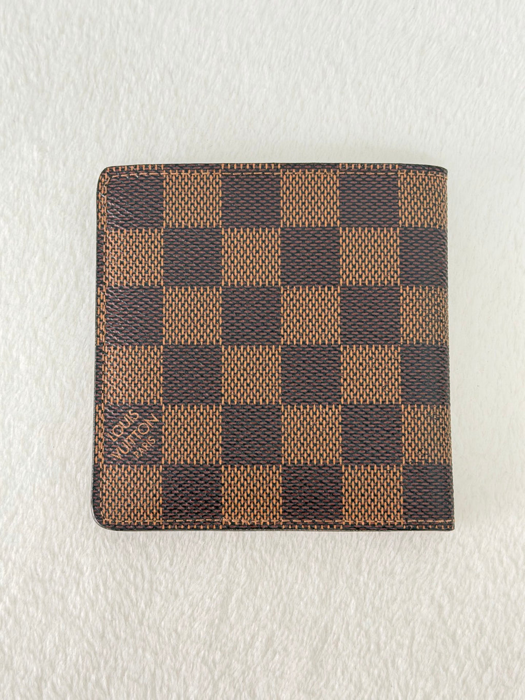 LOUIS VUITTON Damier Wallet