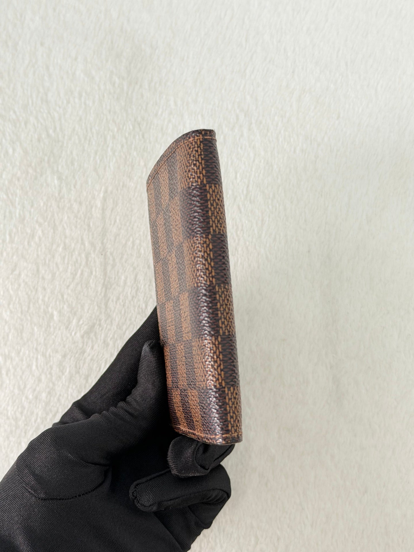 LOUIS VUITTON Damier Wallet