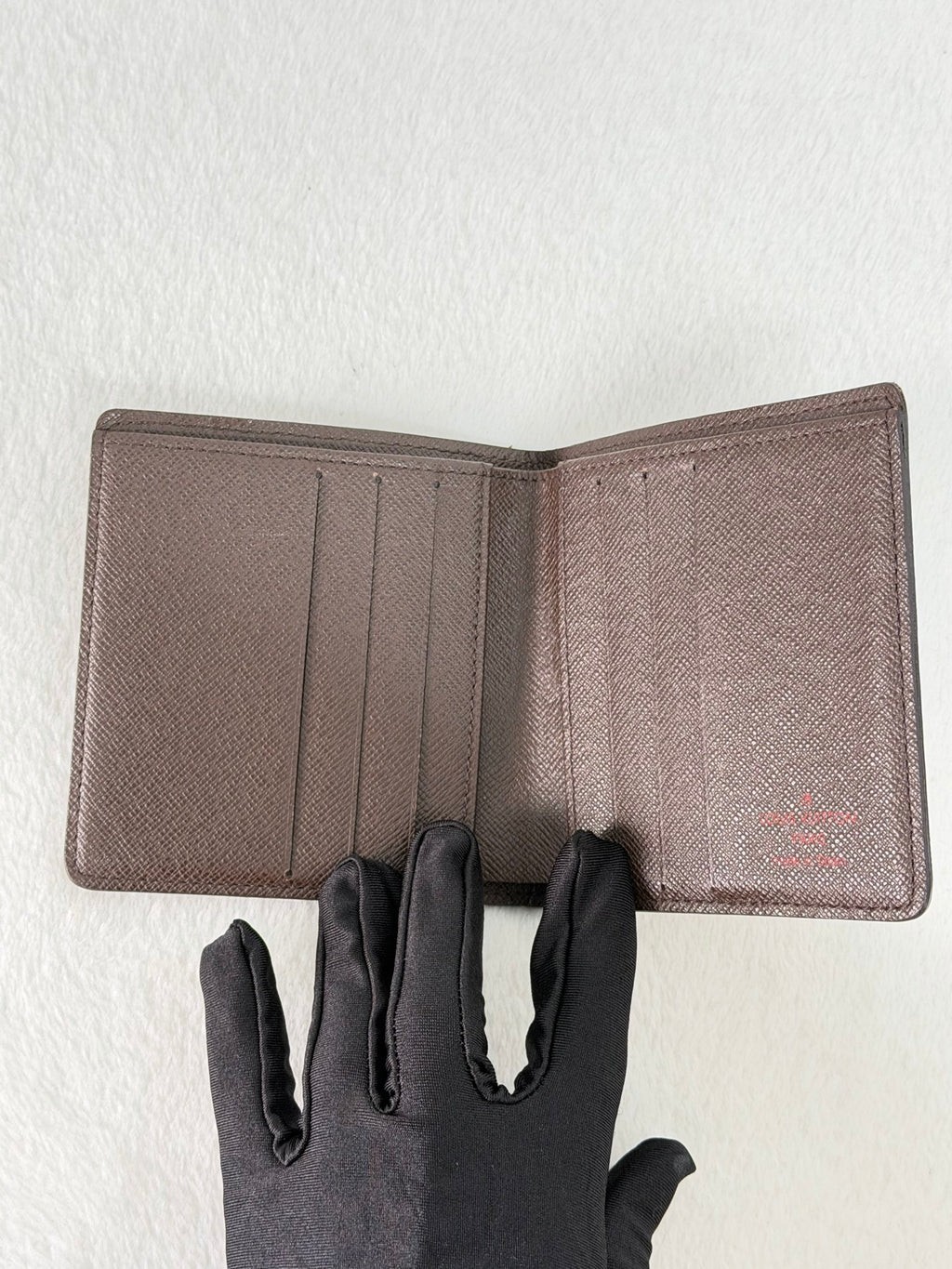 LOUIS VUITTON Damier Wallet
