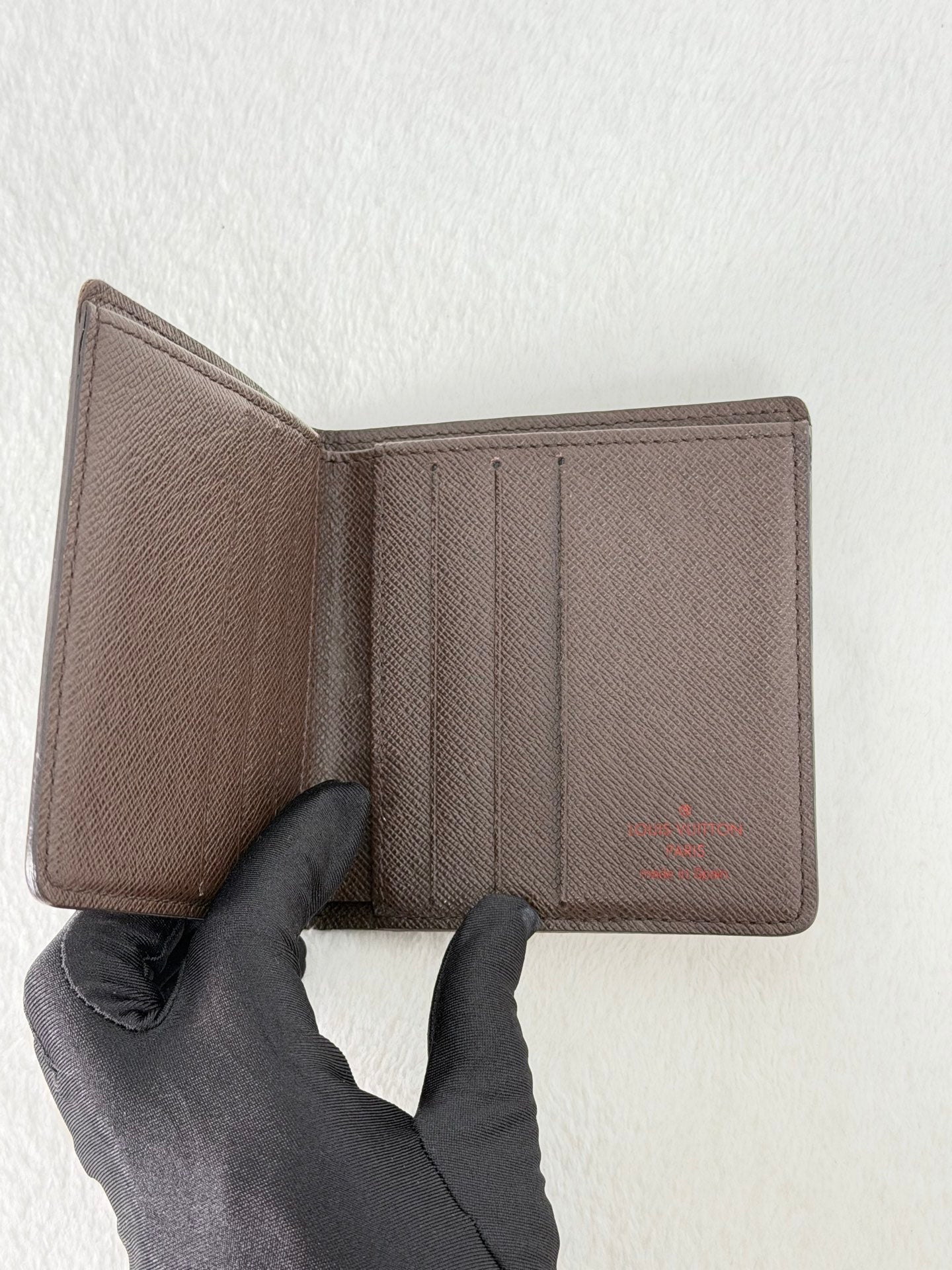 LOUIS VUITTON Damier Wallet