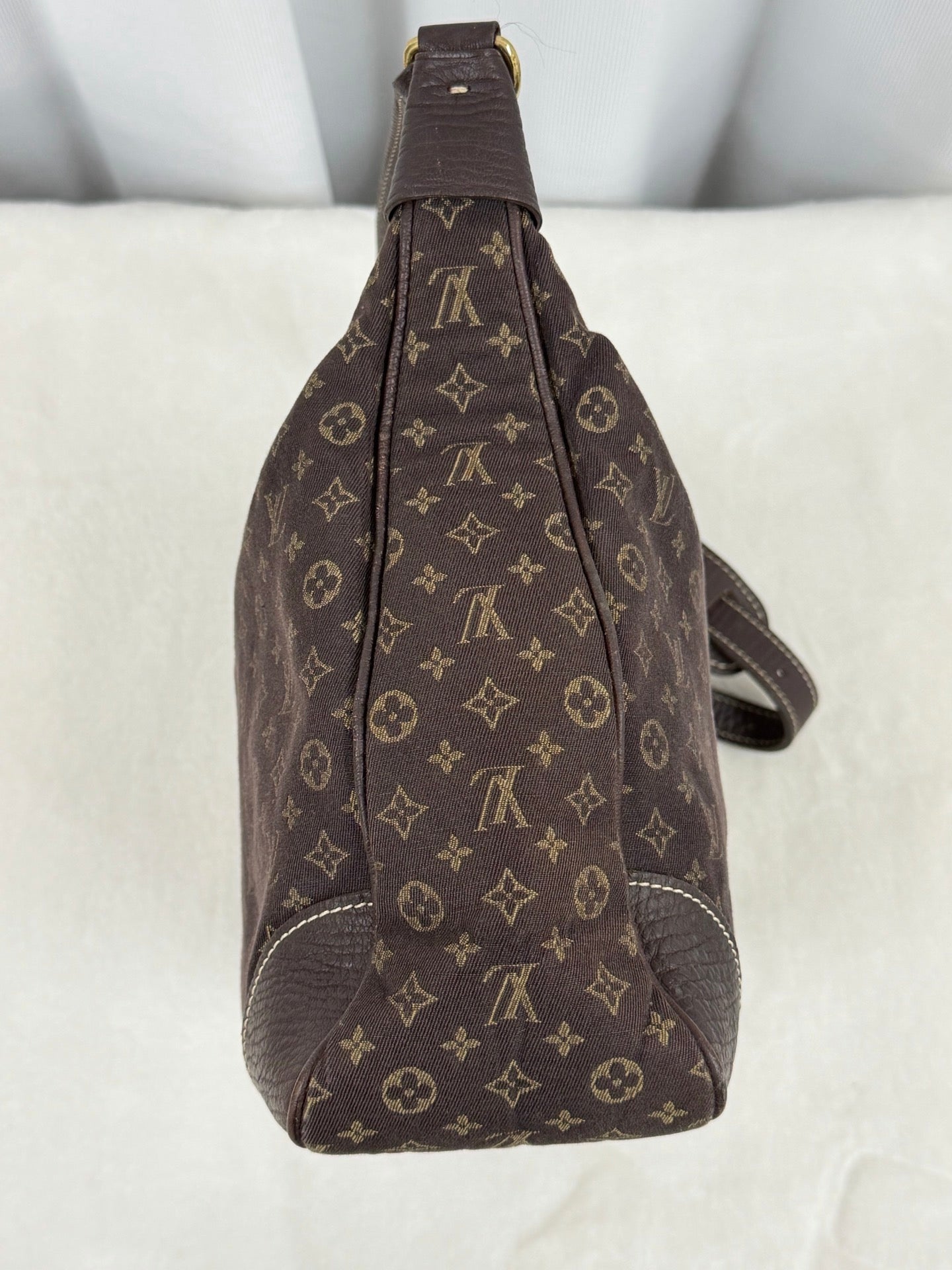 LOUIS VUITTON Monogram Shoulder Hobobag