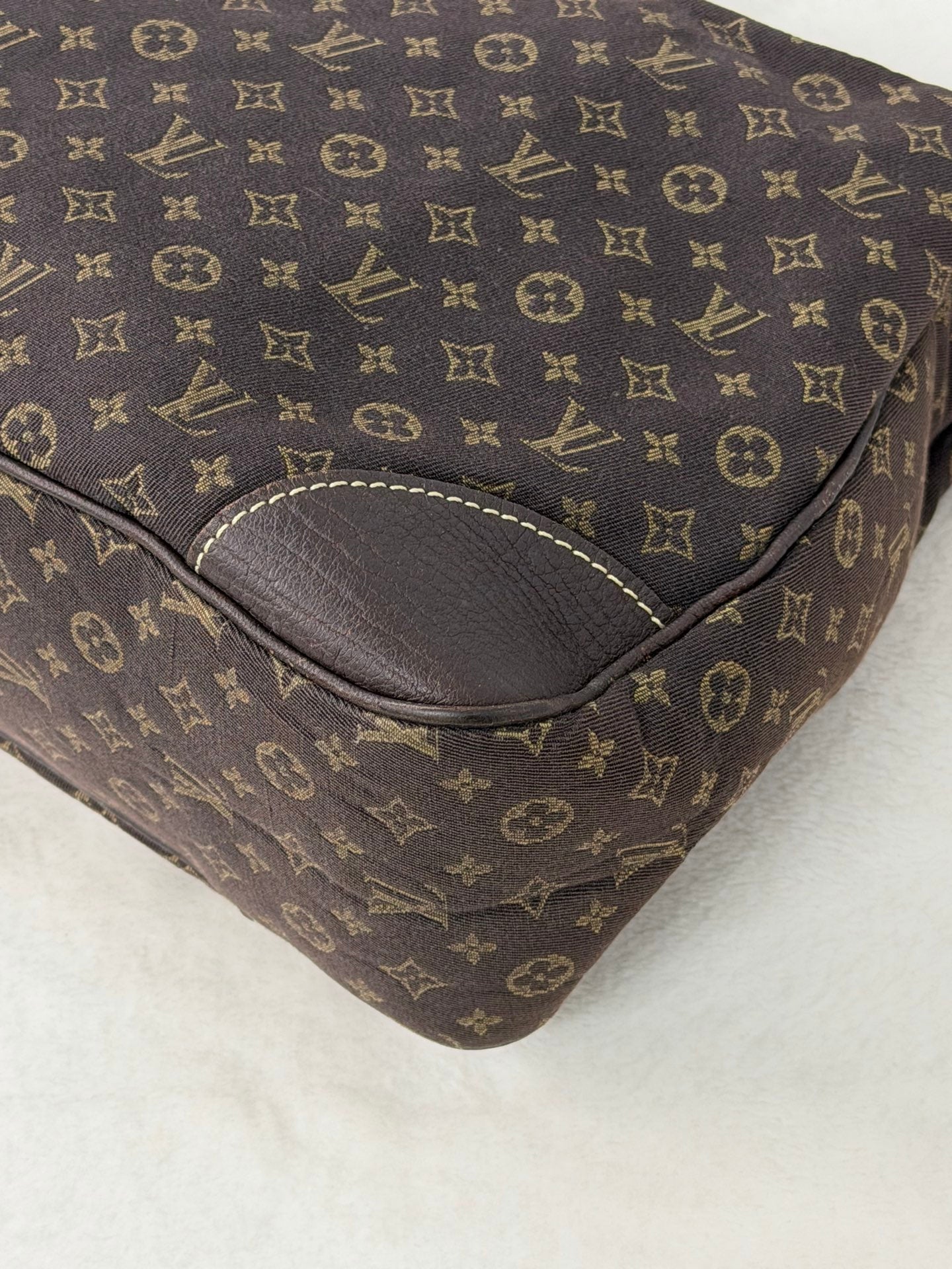 LOUIS VUITTON Monogram Shoulder Hobobag
