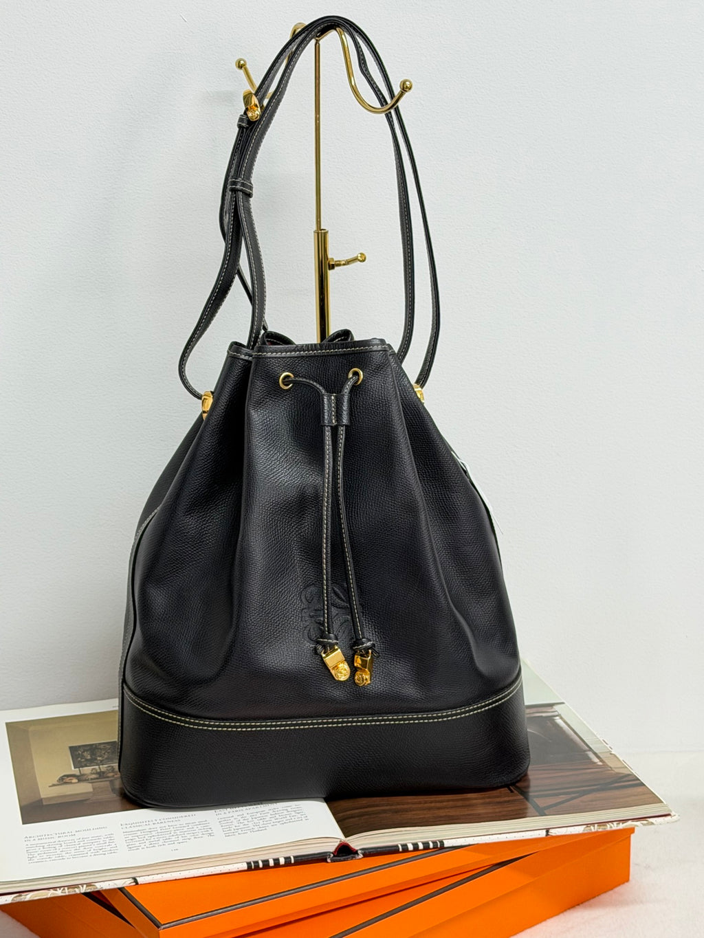 LOEWE Bucket Shoulderbag
