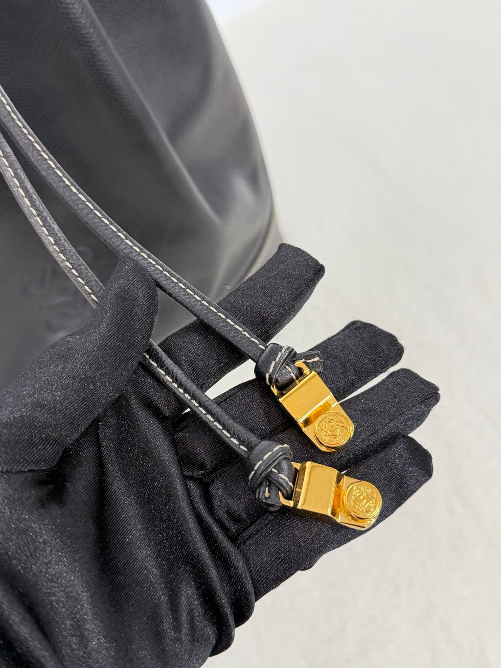 LOEWE Bucket Shoulderbag