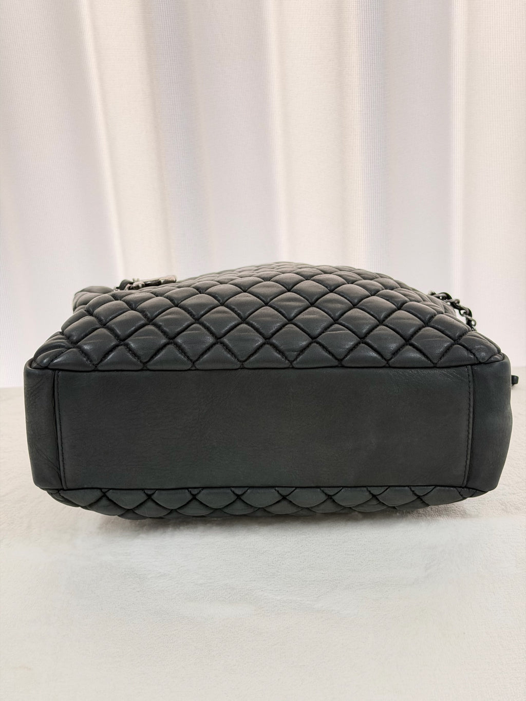 CHANEL Quiltted Totebag