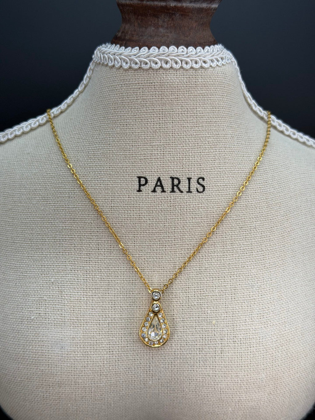 CHRISTIAN DIOR Rhinestone Vintage Necklace