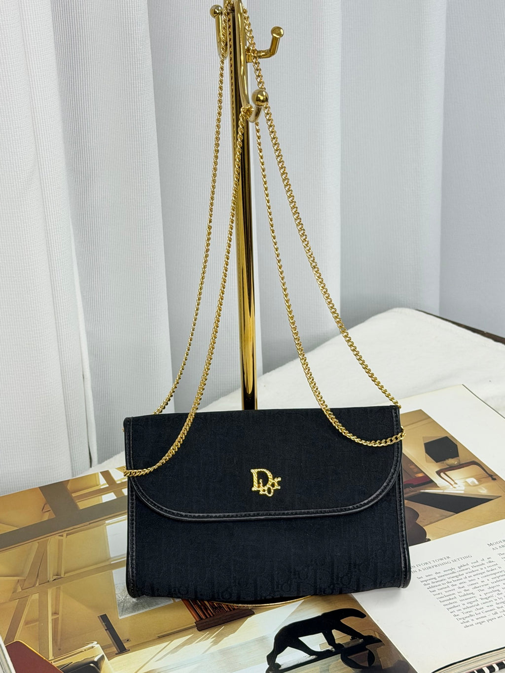 DIOR Black Vintage Chainbag