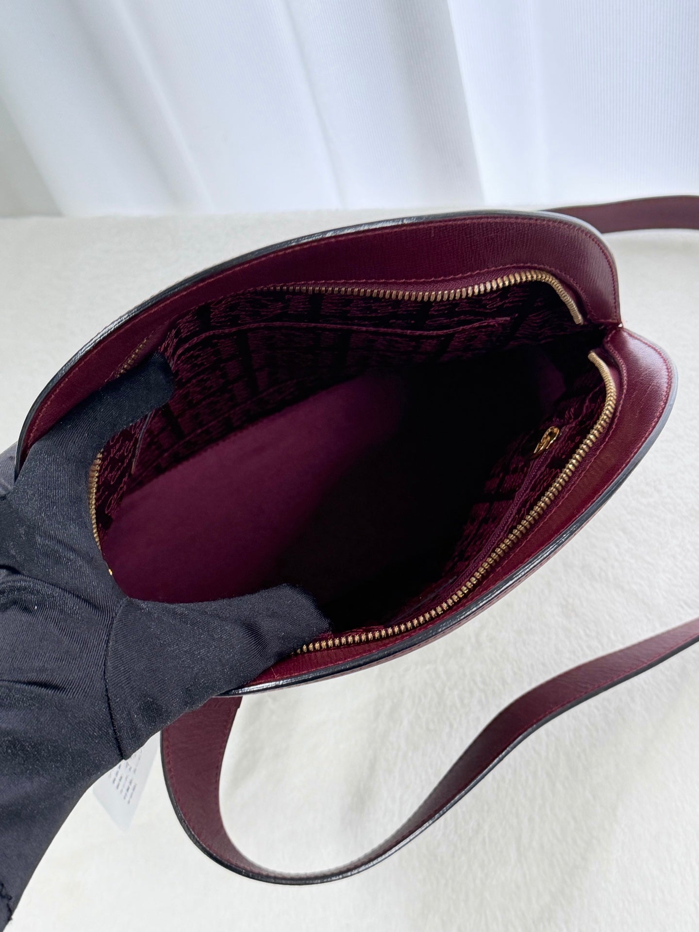 CARTIER Vintage Genuine Shoulderbag