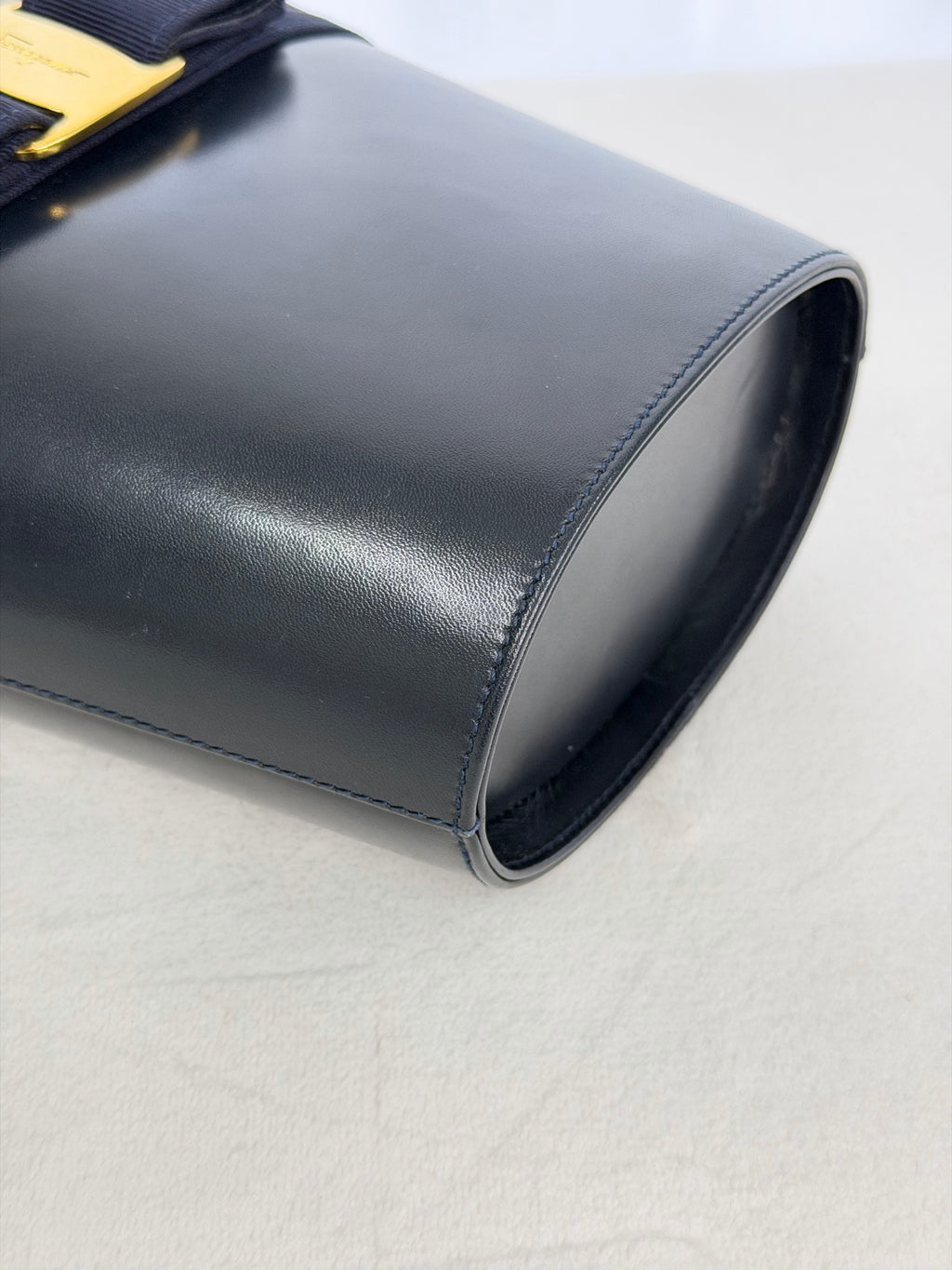 FERRAGAMO Ribbon Geniune Handbag