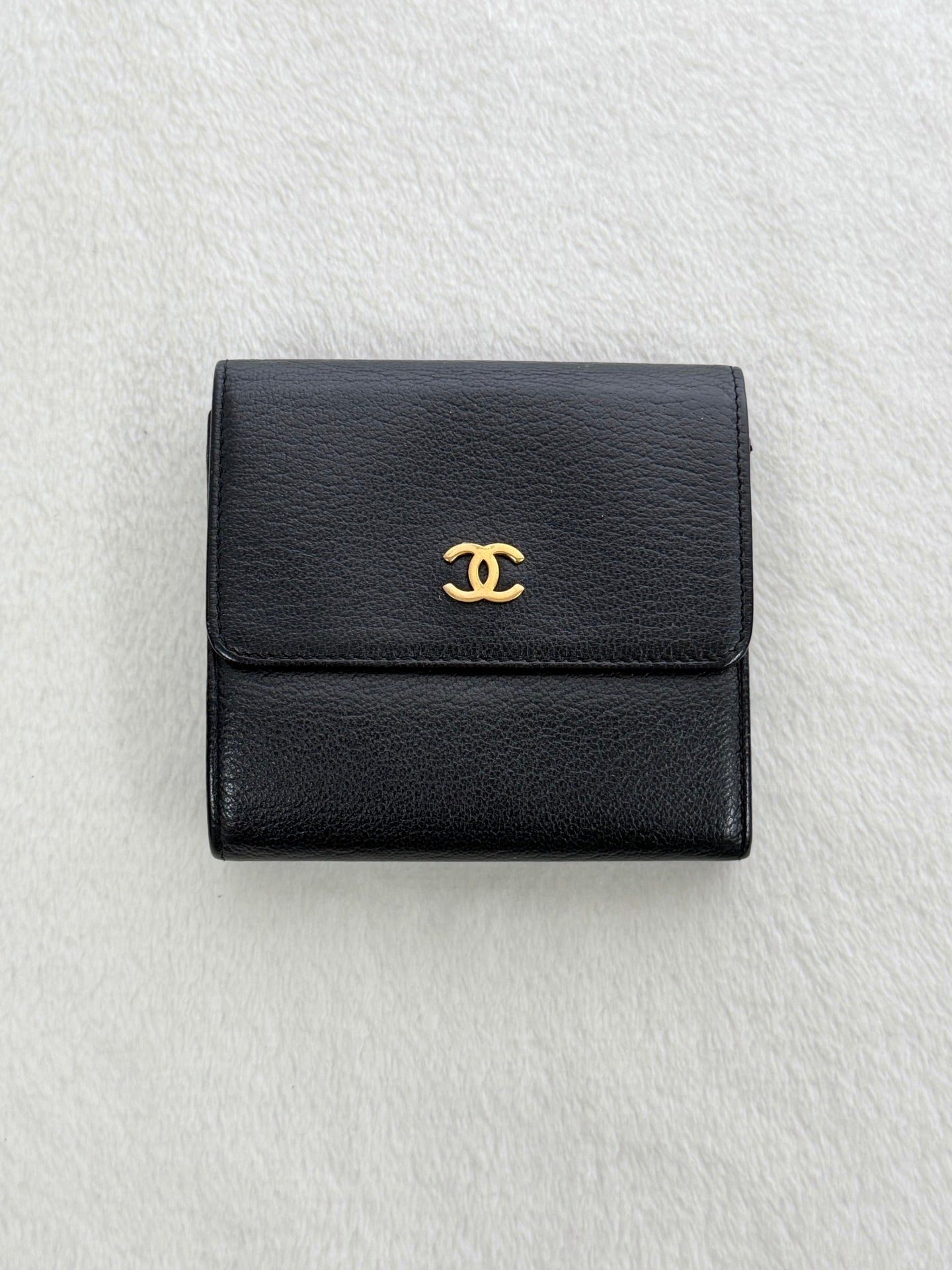 CHANEL Double-C Geniune Trifold Wallet