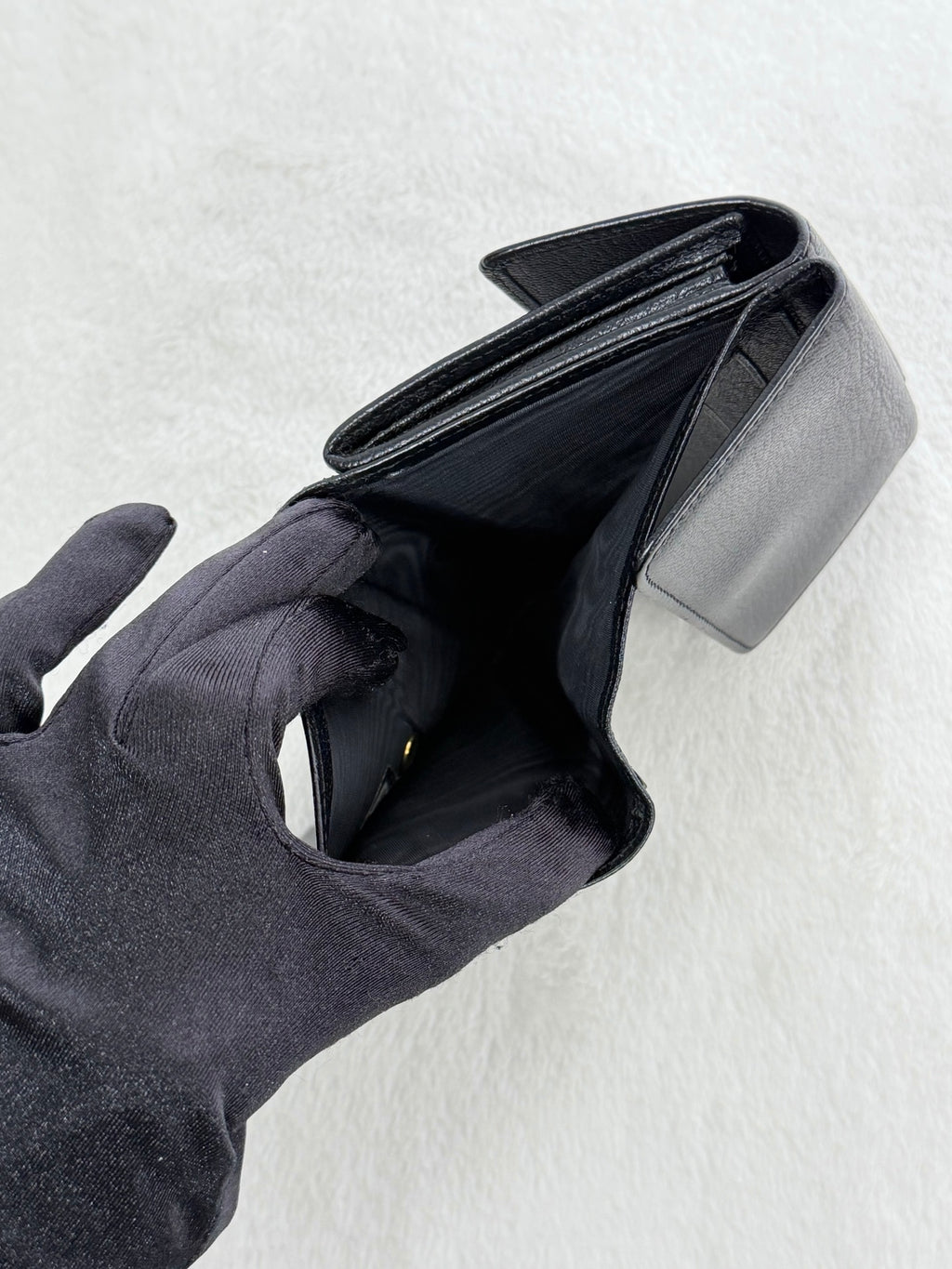 CHANEL Double-C Geniune Trifold Wallet