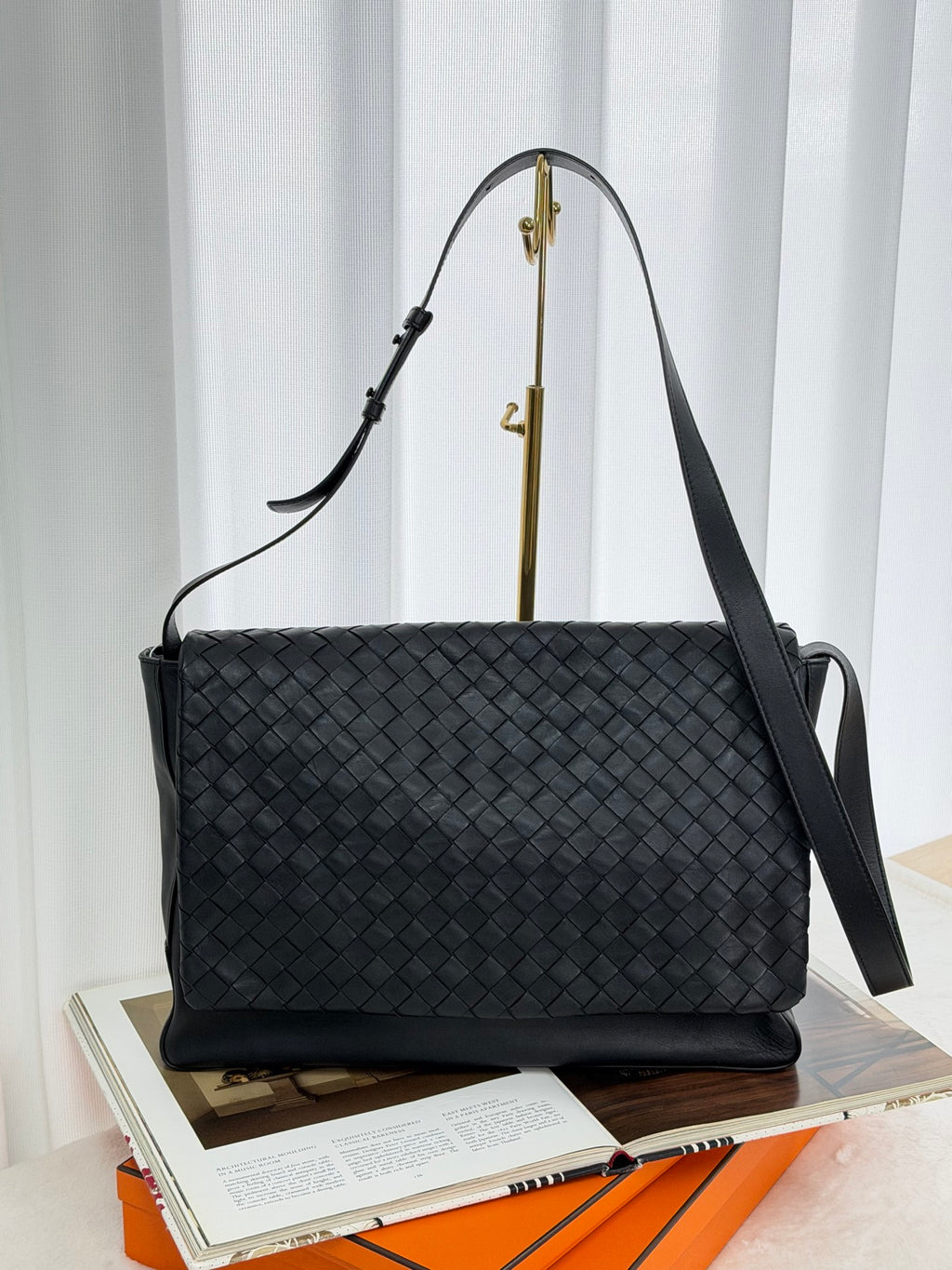 BOTTEGA VENETA Geniune Shoulder bag