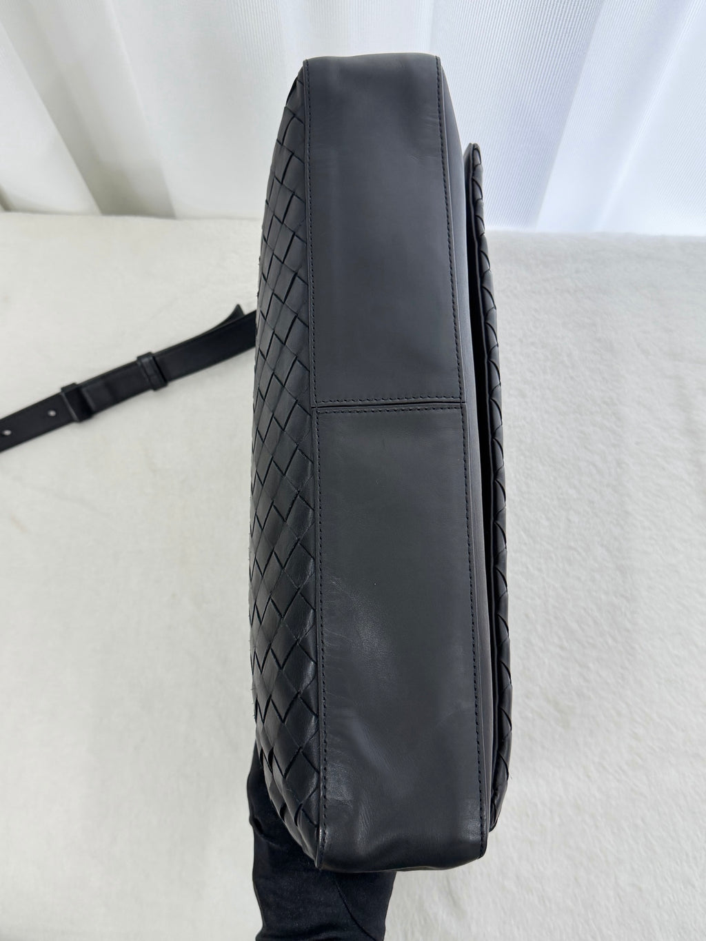 BOTTEGA VENETA Geniune Shoulder bag