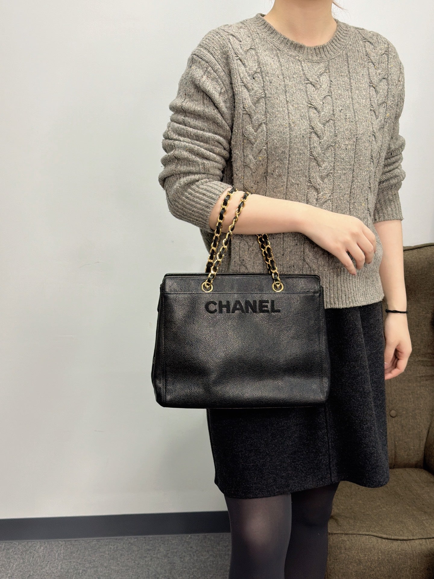 CHANEL Cavier Geniune Chainbag