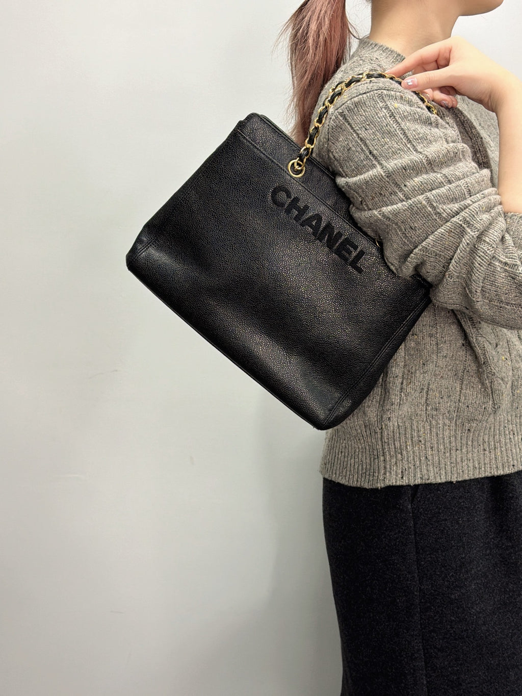 CHANEL Cavier Geniune Chainbag