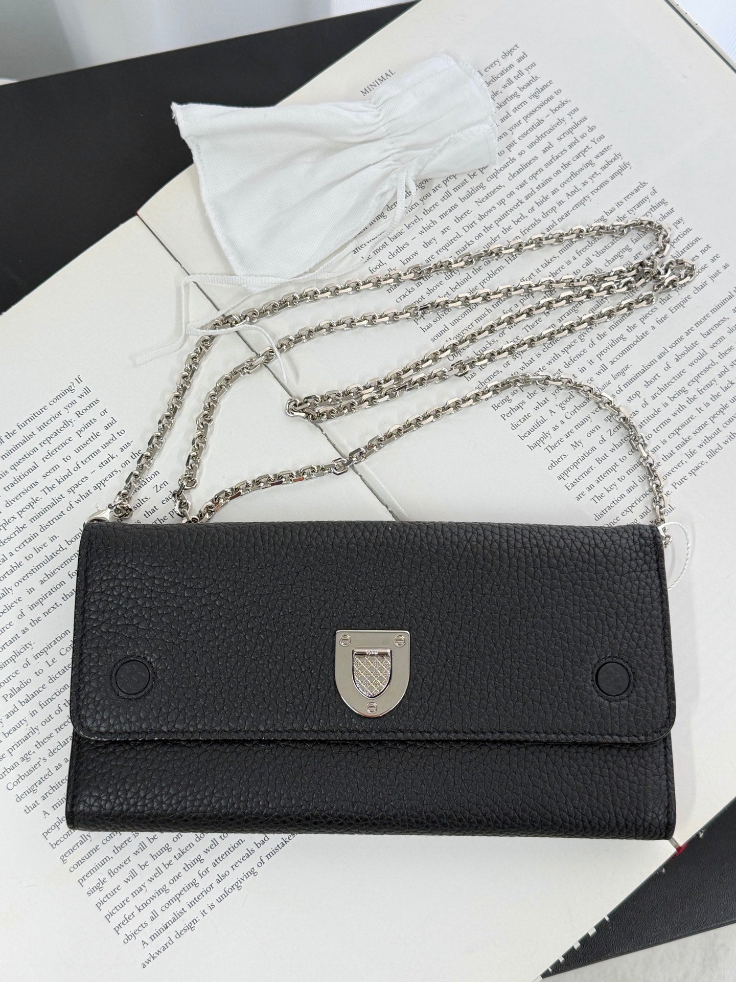 CHRISTIAN DIOR Geniune Chainbag