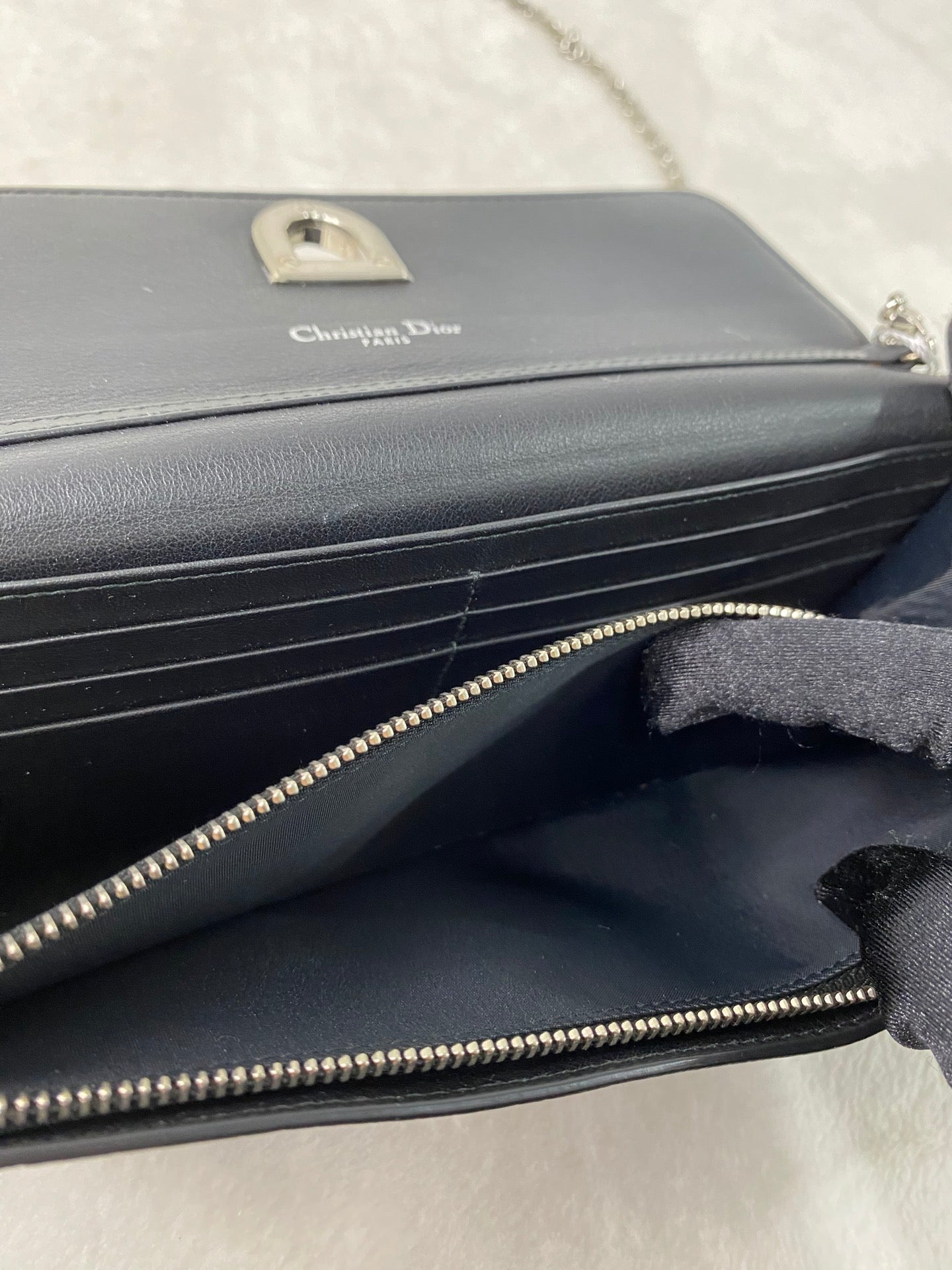 CHRISTIAN DIOR Geniune Chainbag