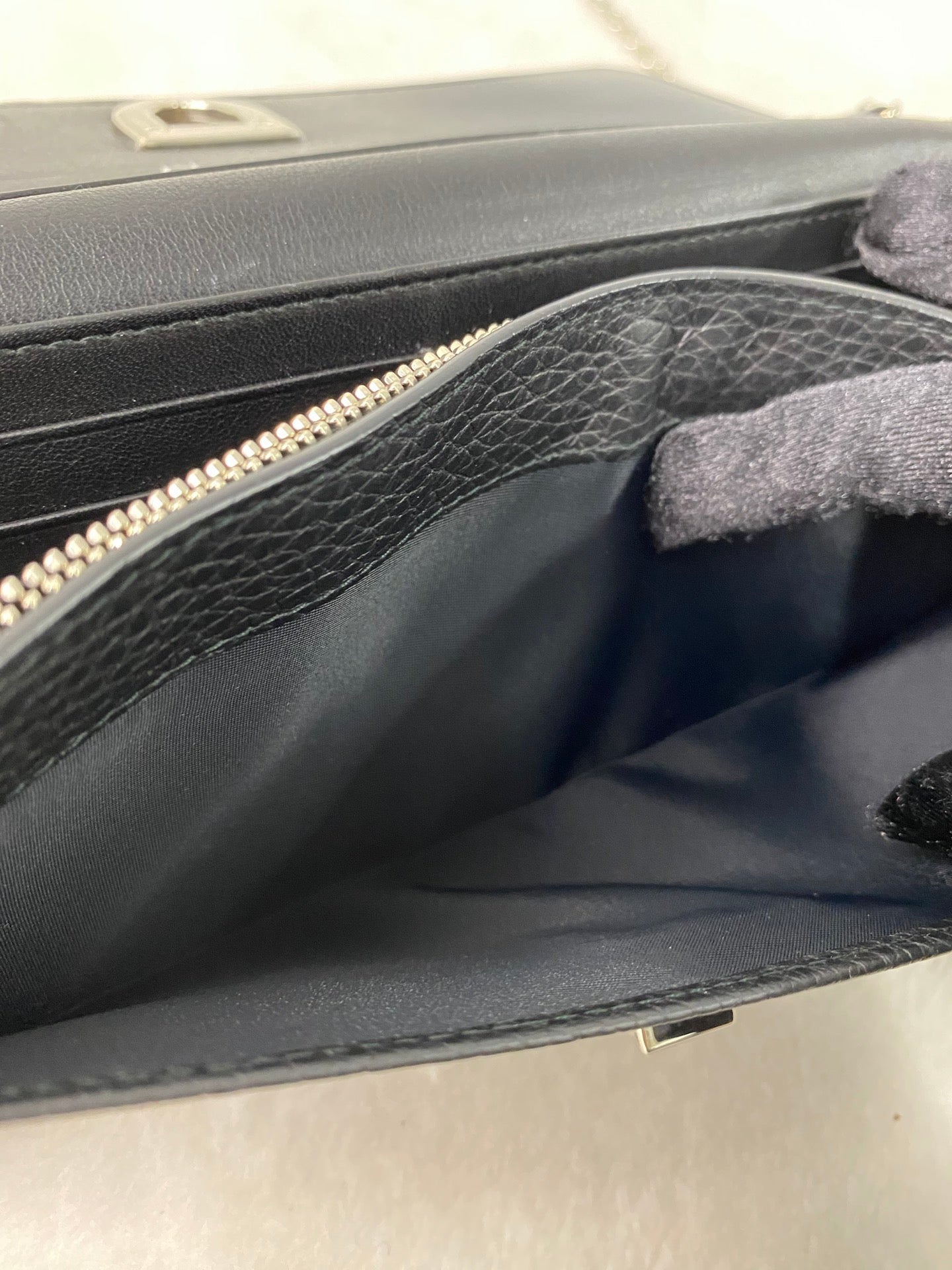 CHRISTIAN DIOR Geniune Chainbag