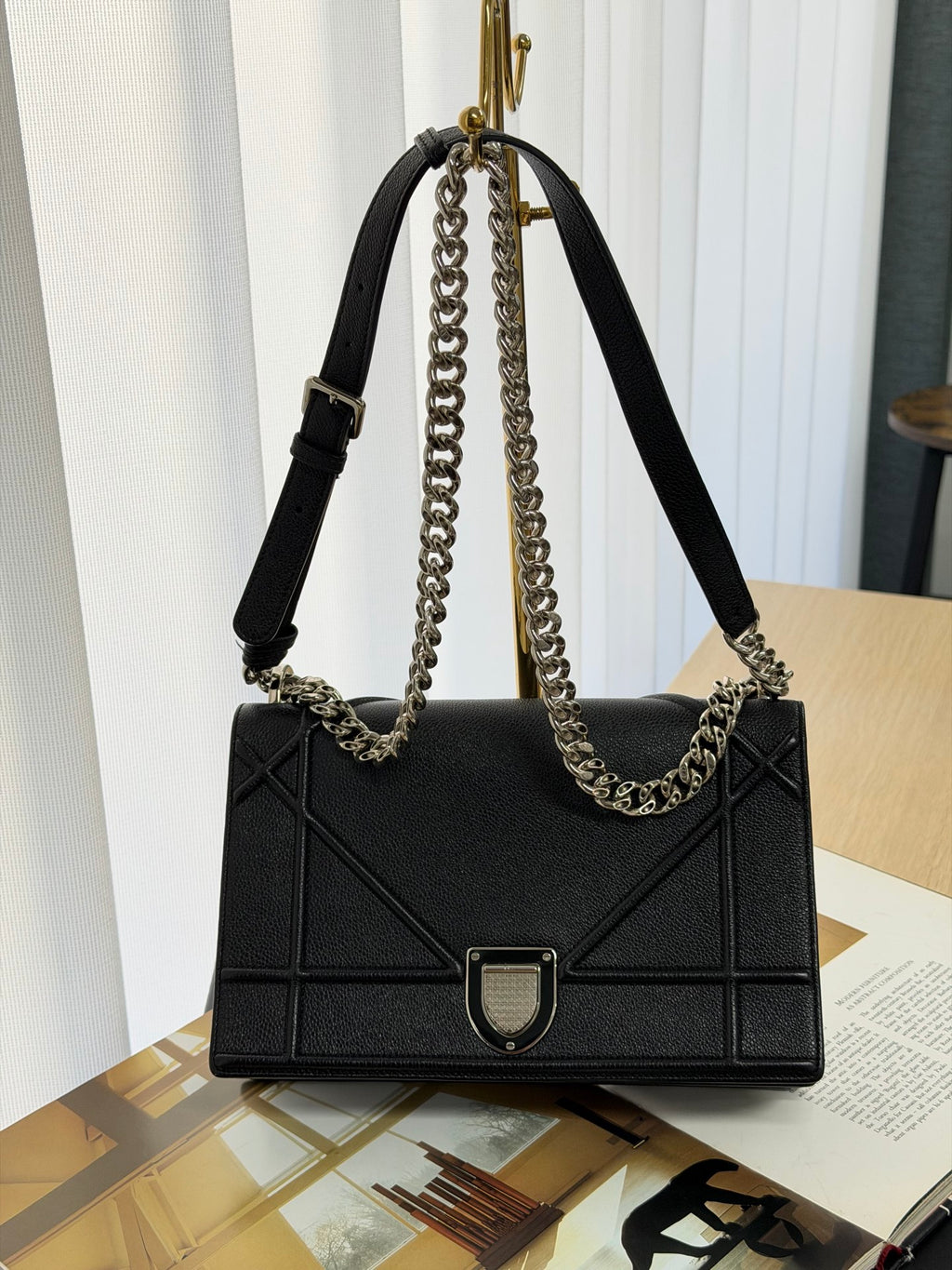 CHRISTIAN DIOR Diorama Chainbag