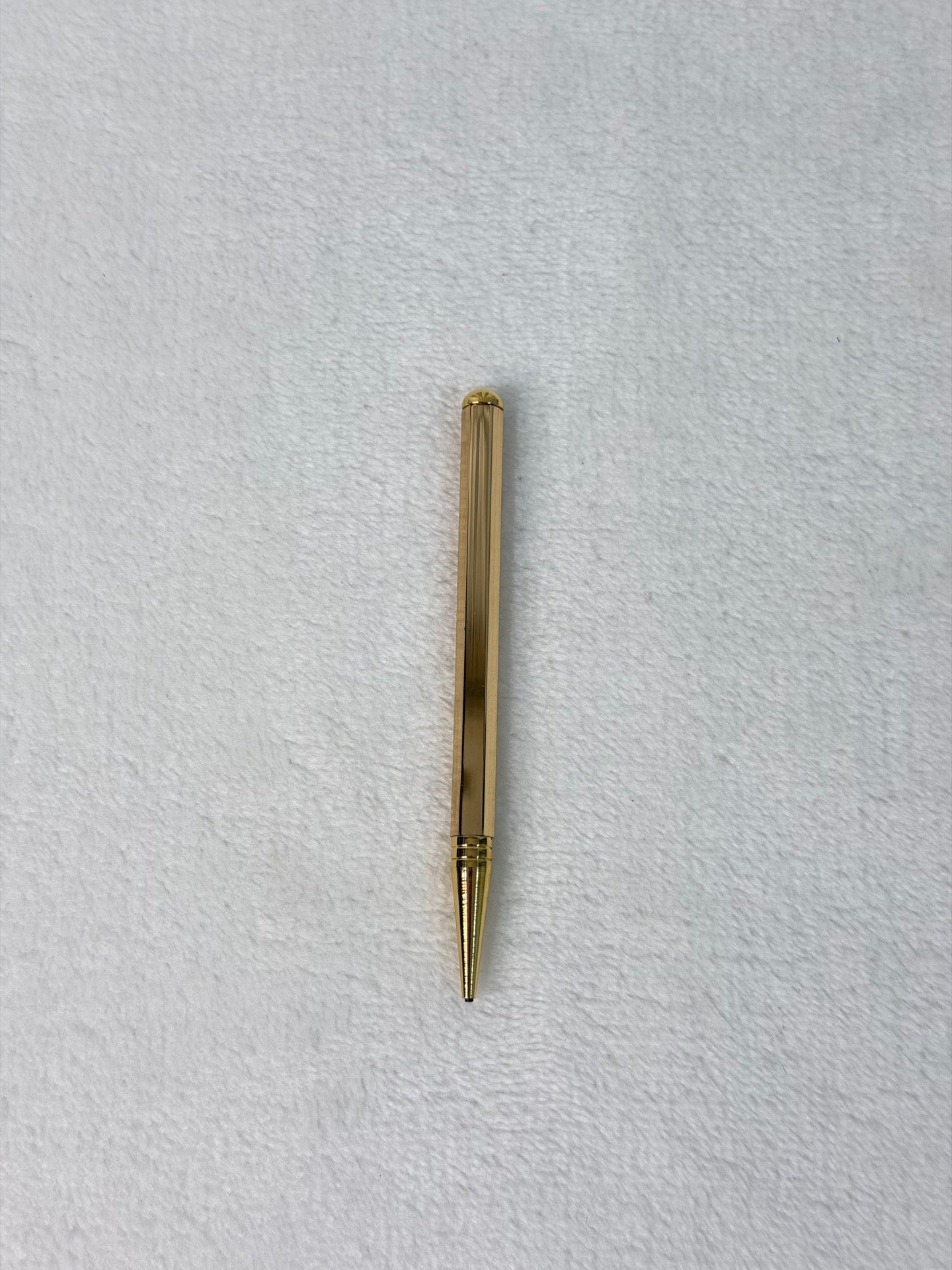LOUIS VUITTON Monogram Notebook ( With pen)