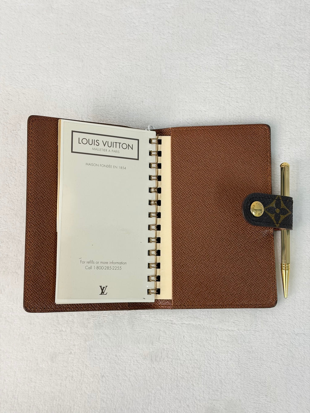 LOUIS VUITTON Monogram Notebook ( With pen)