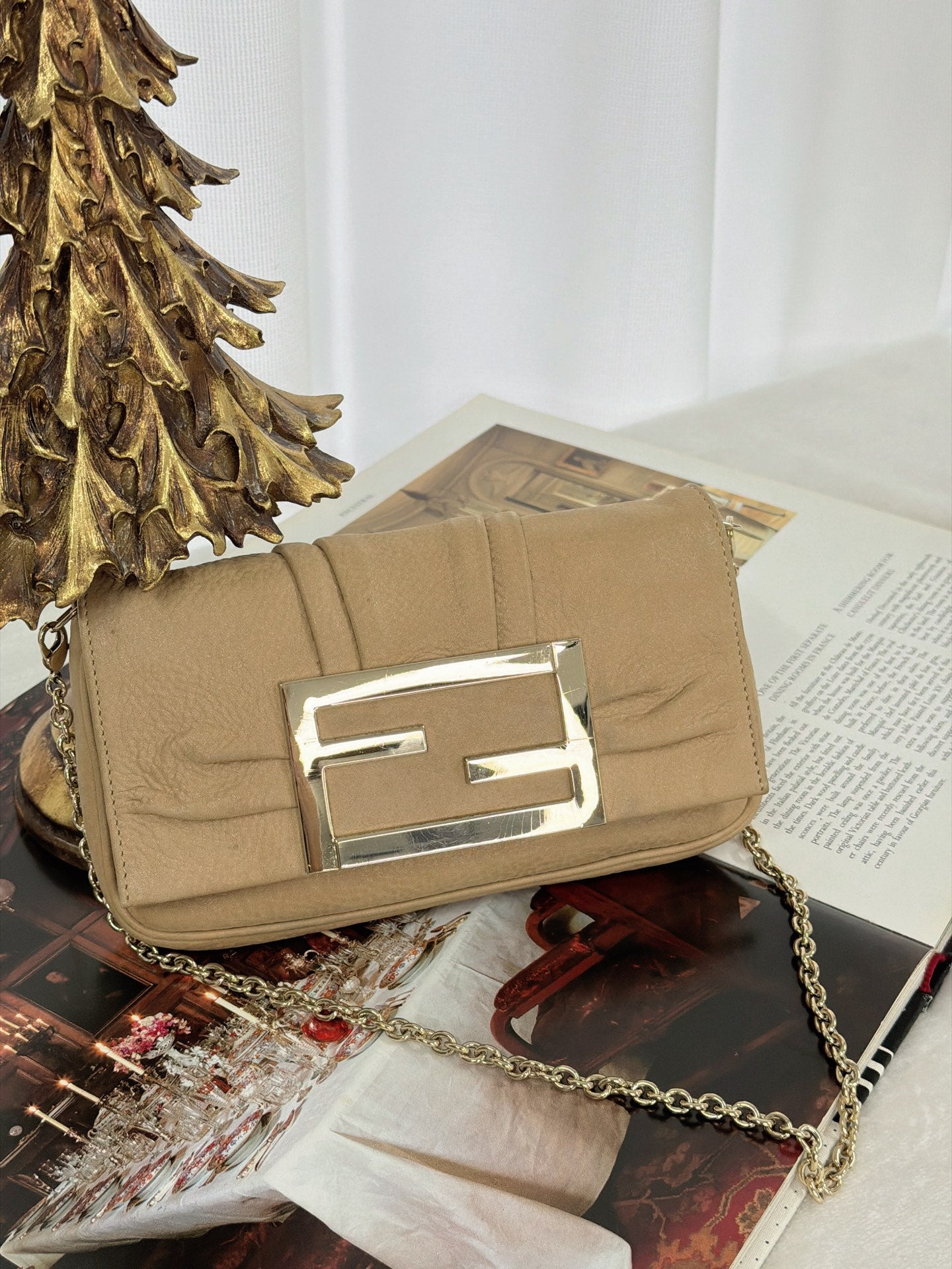 FENDI Milky-color Mini Shouderbag