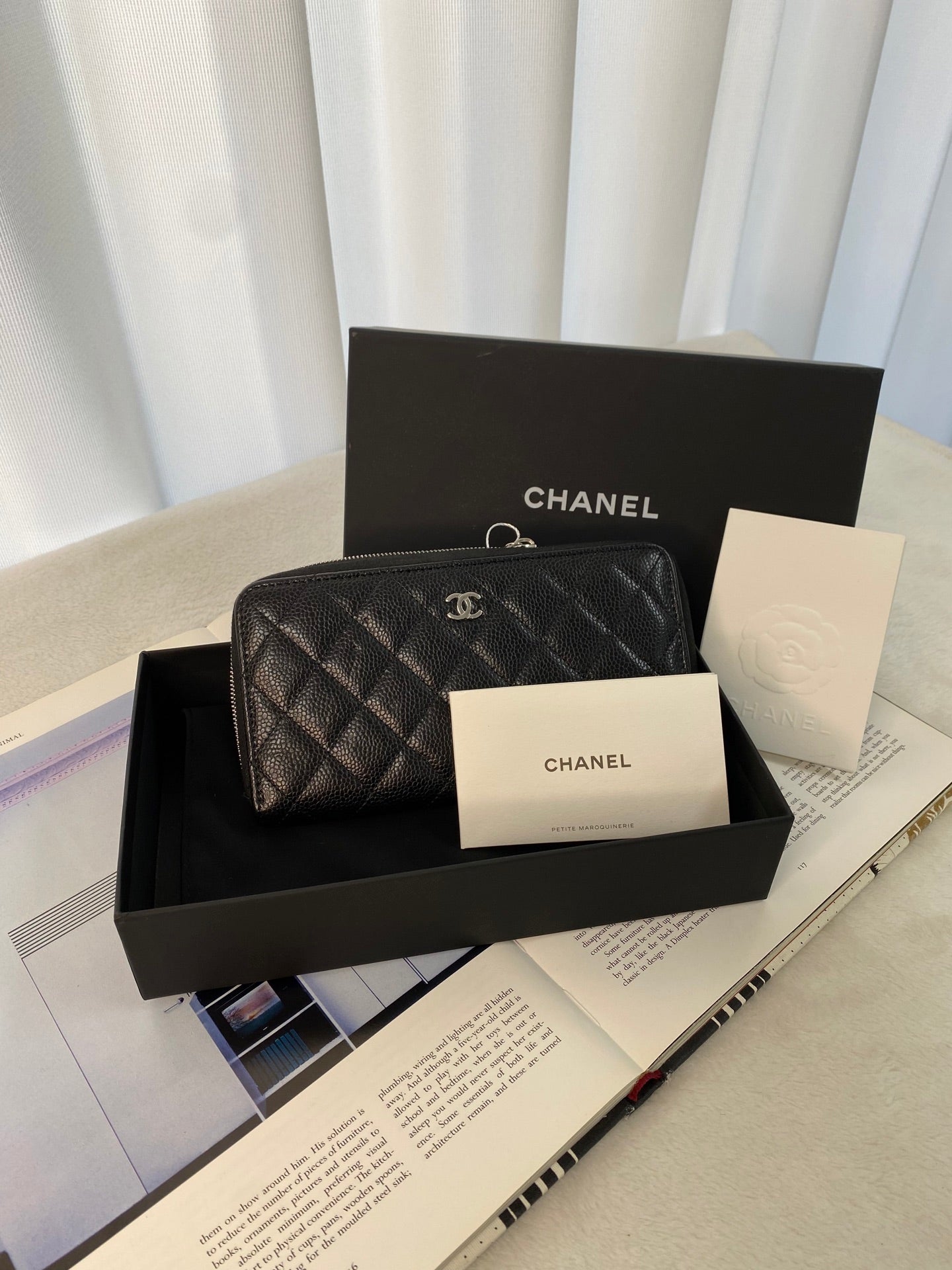 CHANEL Cavier Genuine Wallet