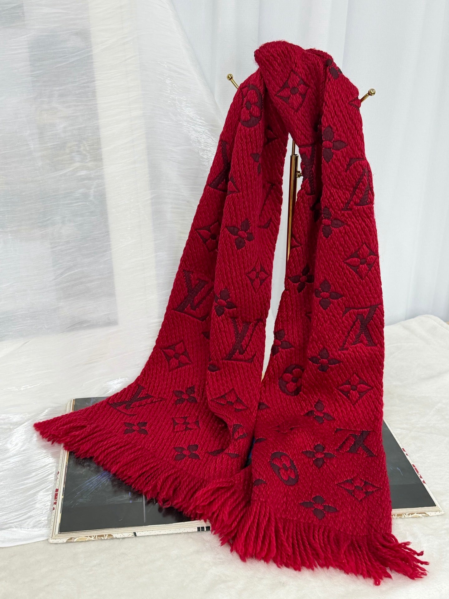 LOUIS VUITTON Monogram Scarf