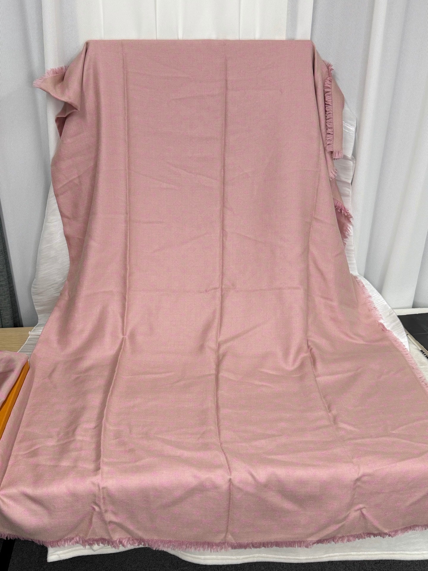LOUIS VUITTON Monogram Pink Scarf