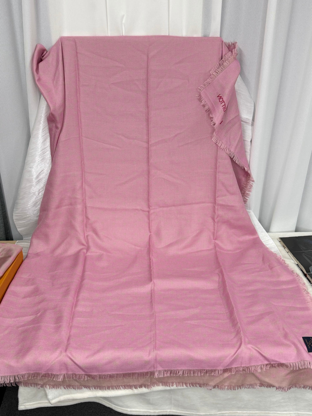 LOUIS VUITTON Monogram Pink Scarf