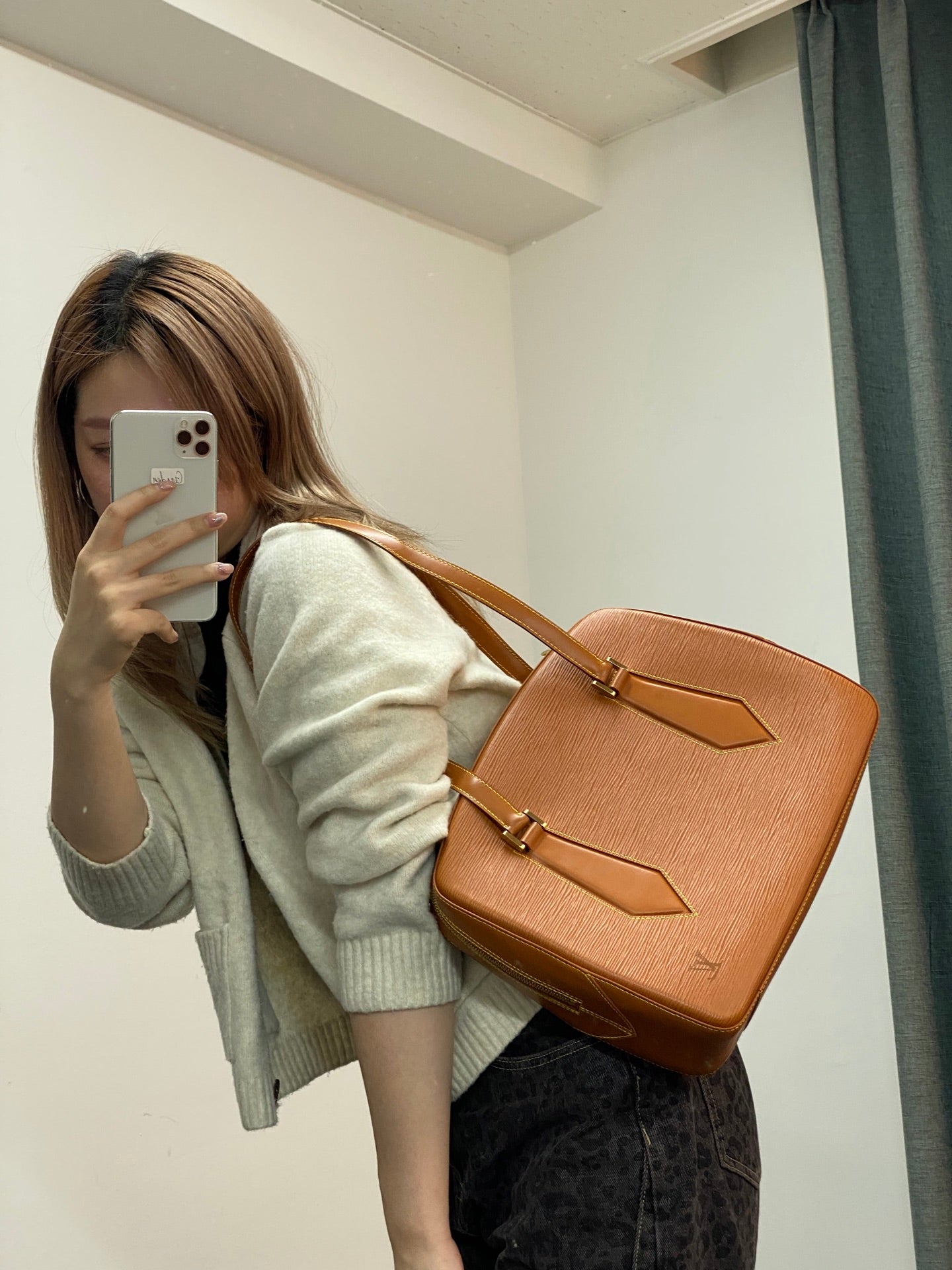 LOUIS VUITTON Epi Shoulderbag