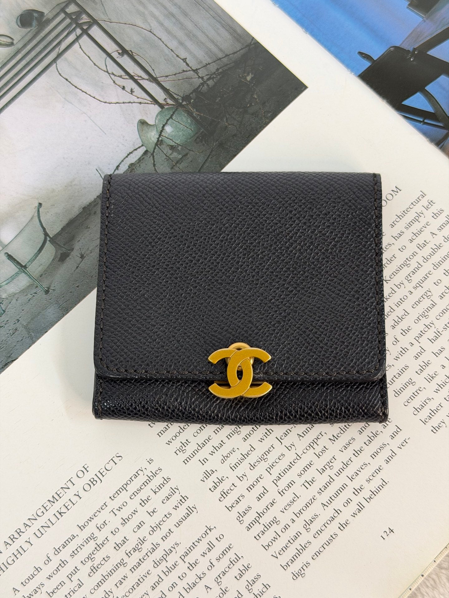 CHANEL Cavier Wallet
