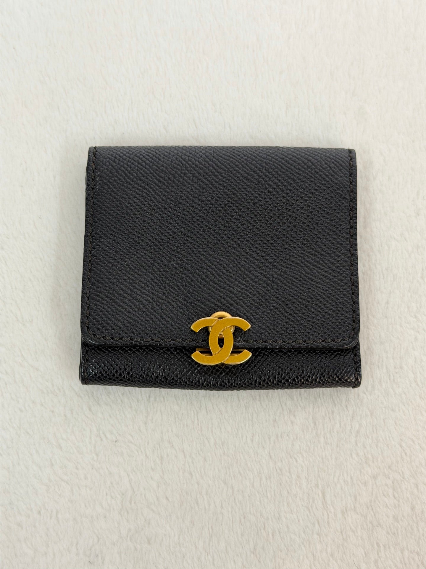CHANEL Cavier Wallet