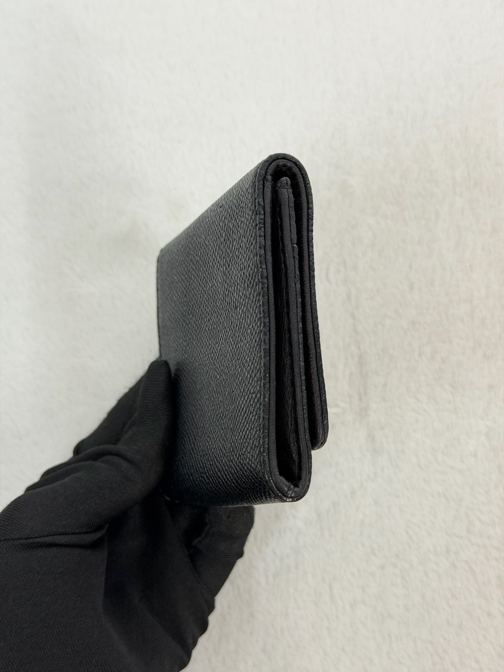 CHANEL Cavier Wallet