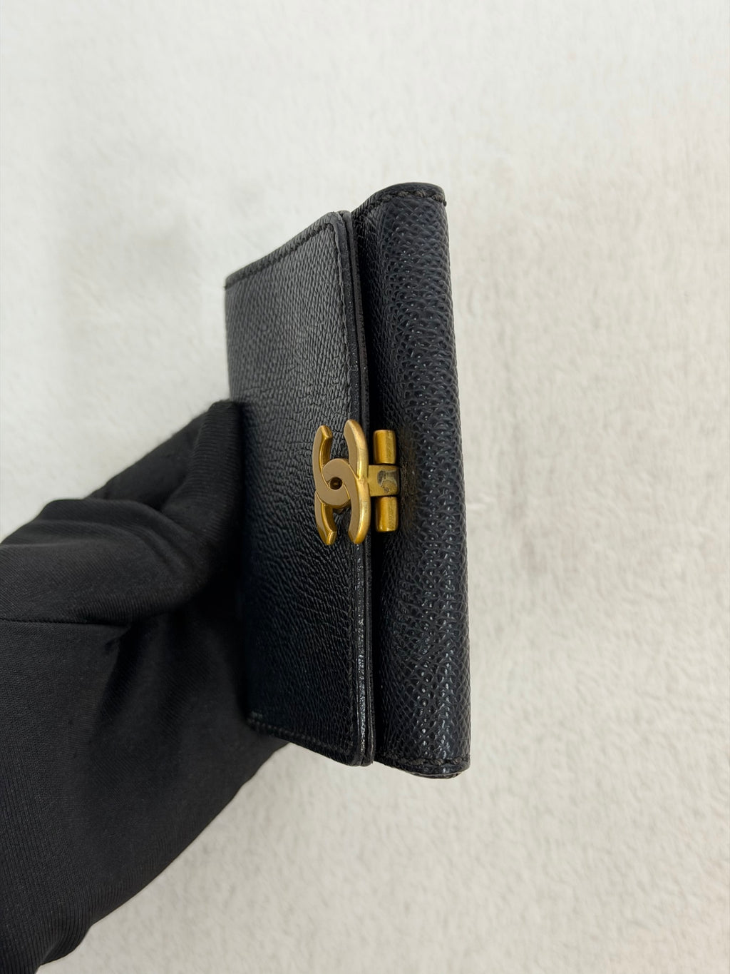 CHANEL Cavier Wallet