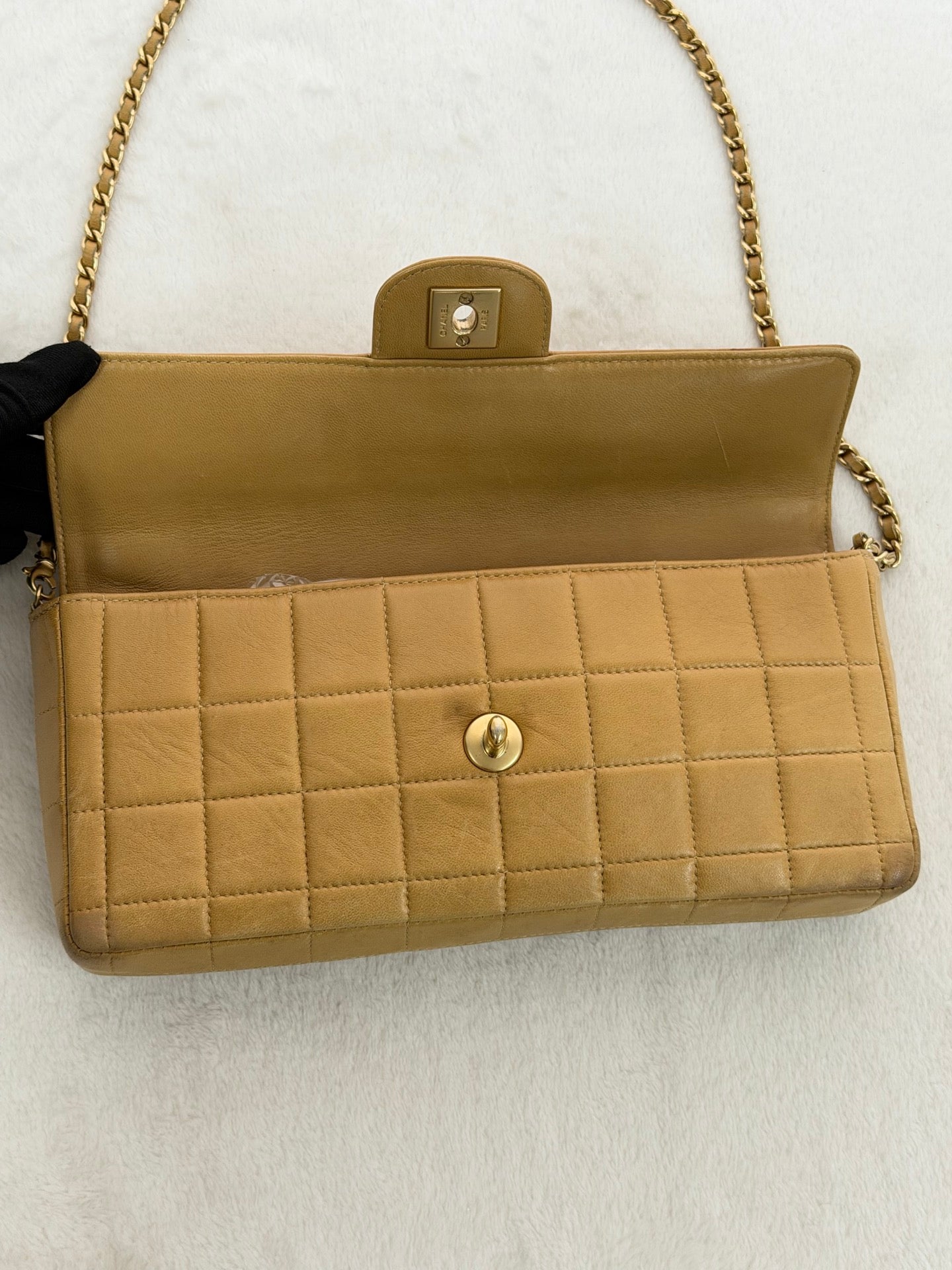 CHANEL Double-C Chainbag
