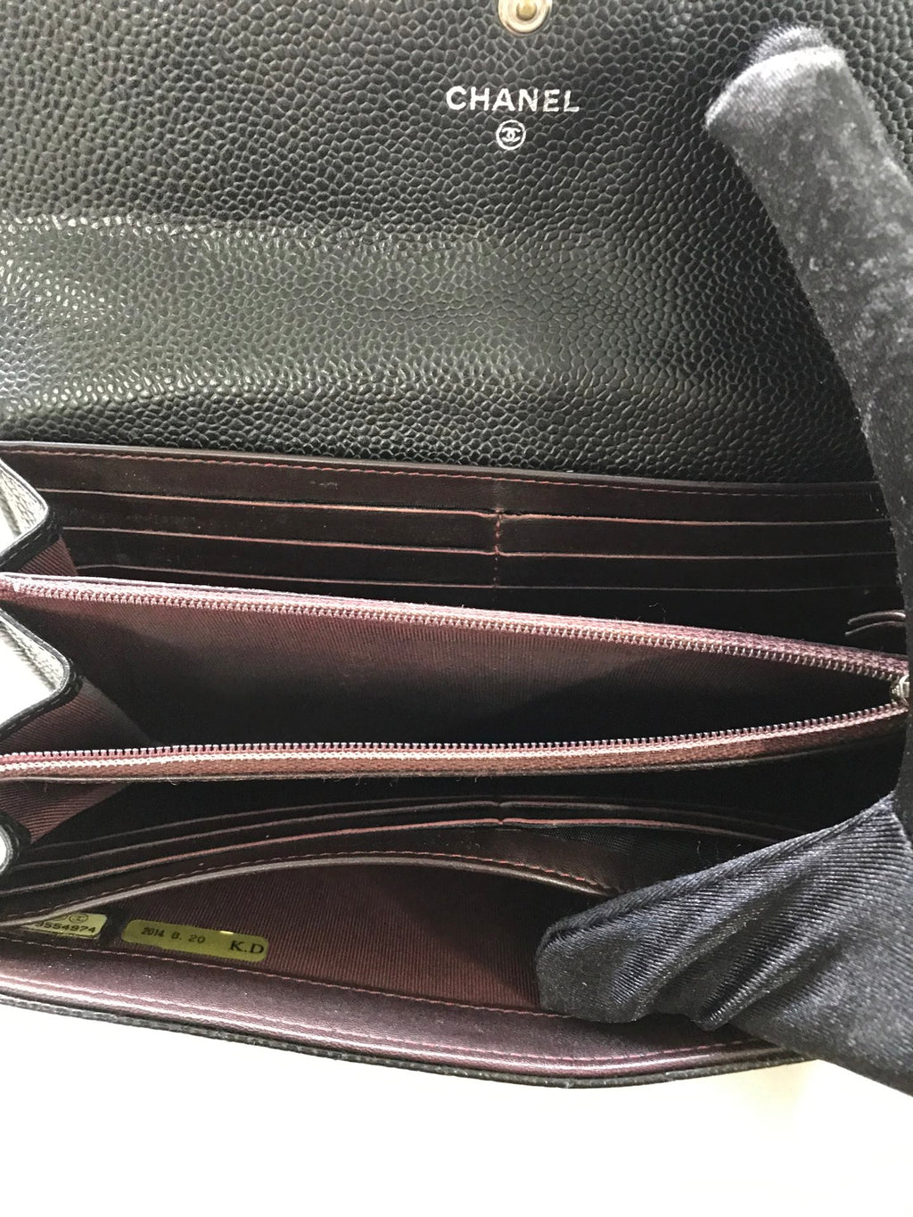 CHANEL Cavier Wallet