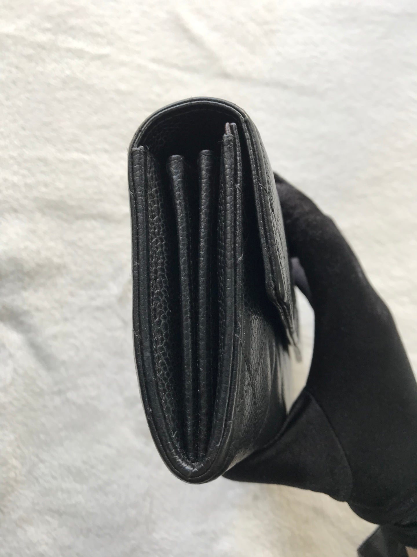 CHANEL Cavier Wallet