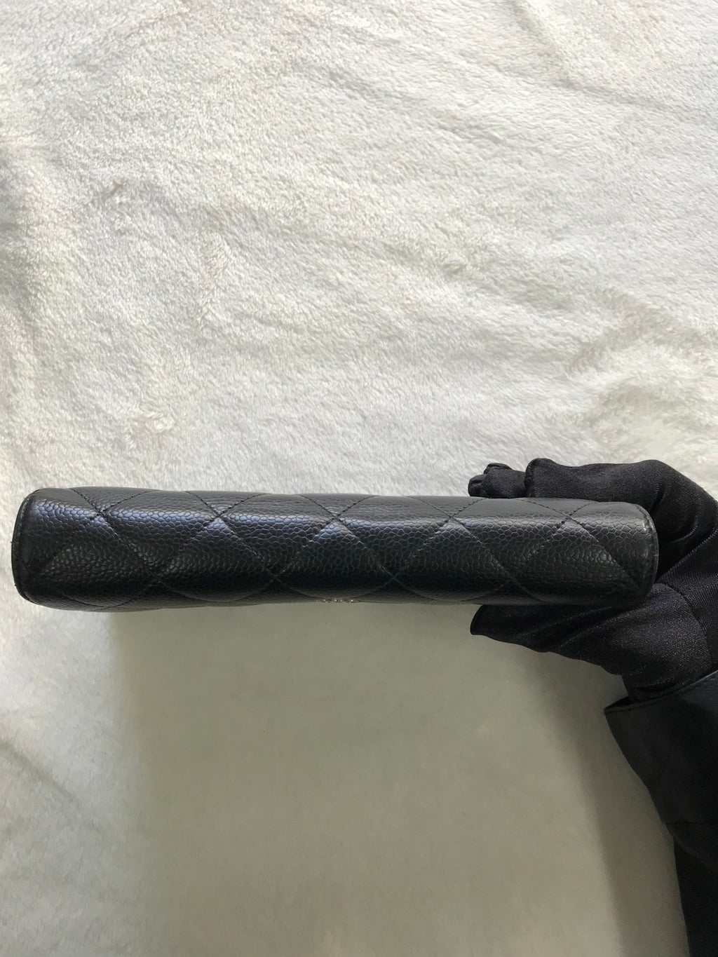 CHANEL Cavier Wallet