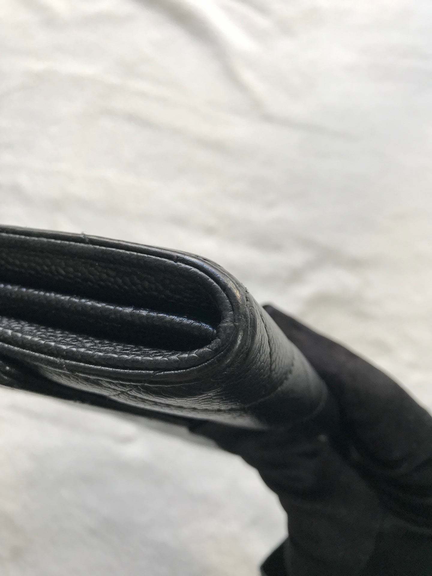 CHANEL Cavier Wallet