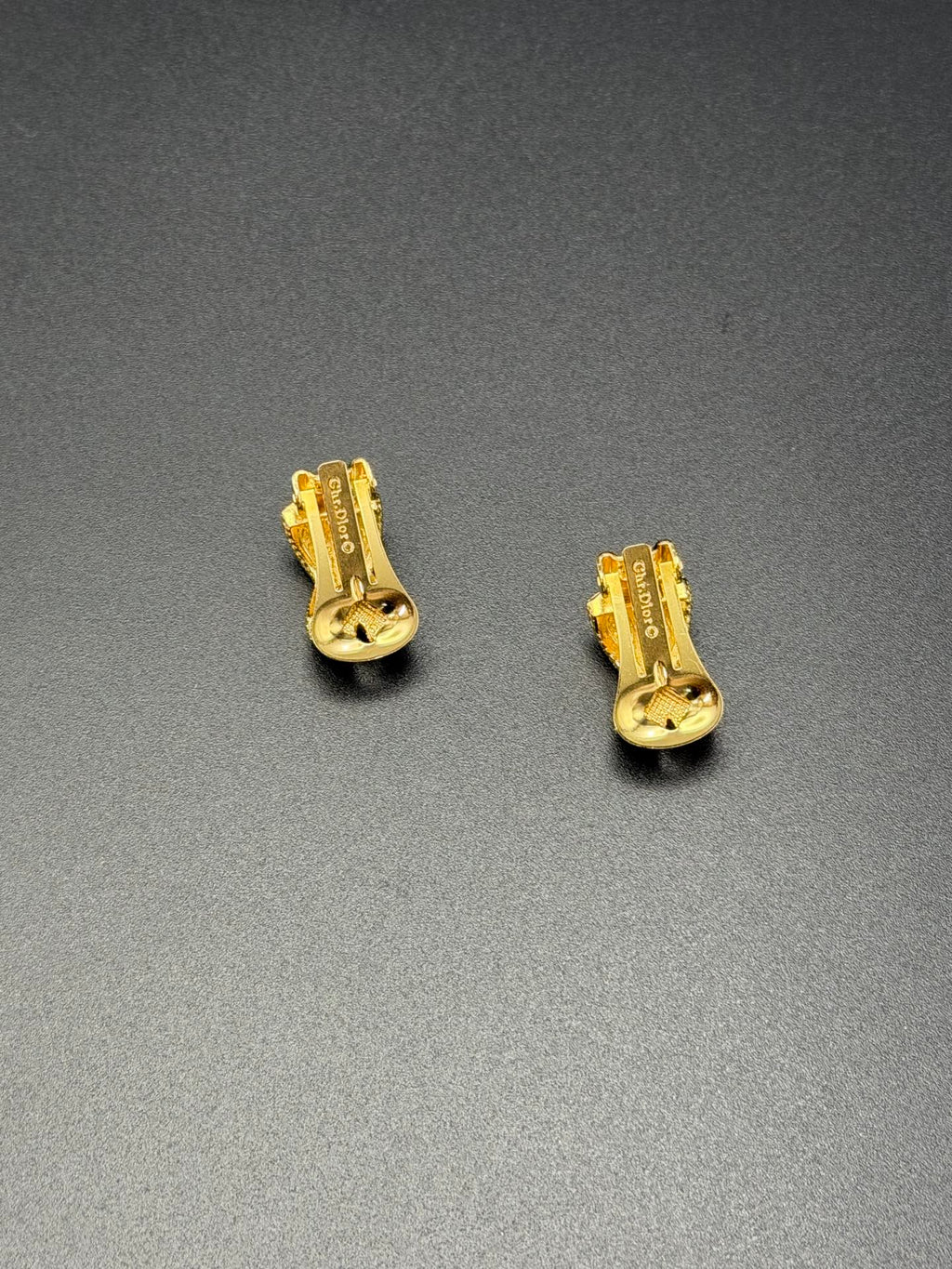 CHRISTIAN DIOR Ribbon Earring