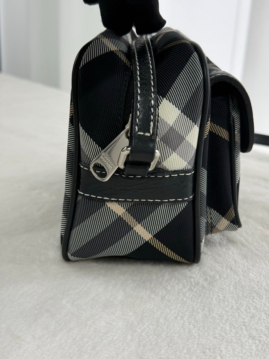 BURBERRY Plaid Pattern Shoulderbag