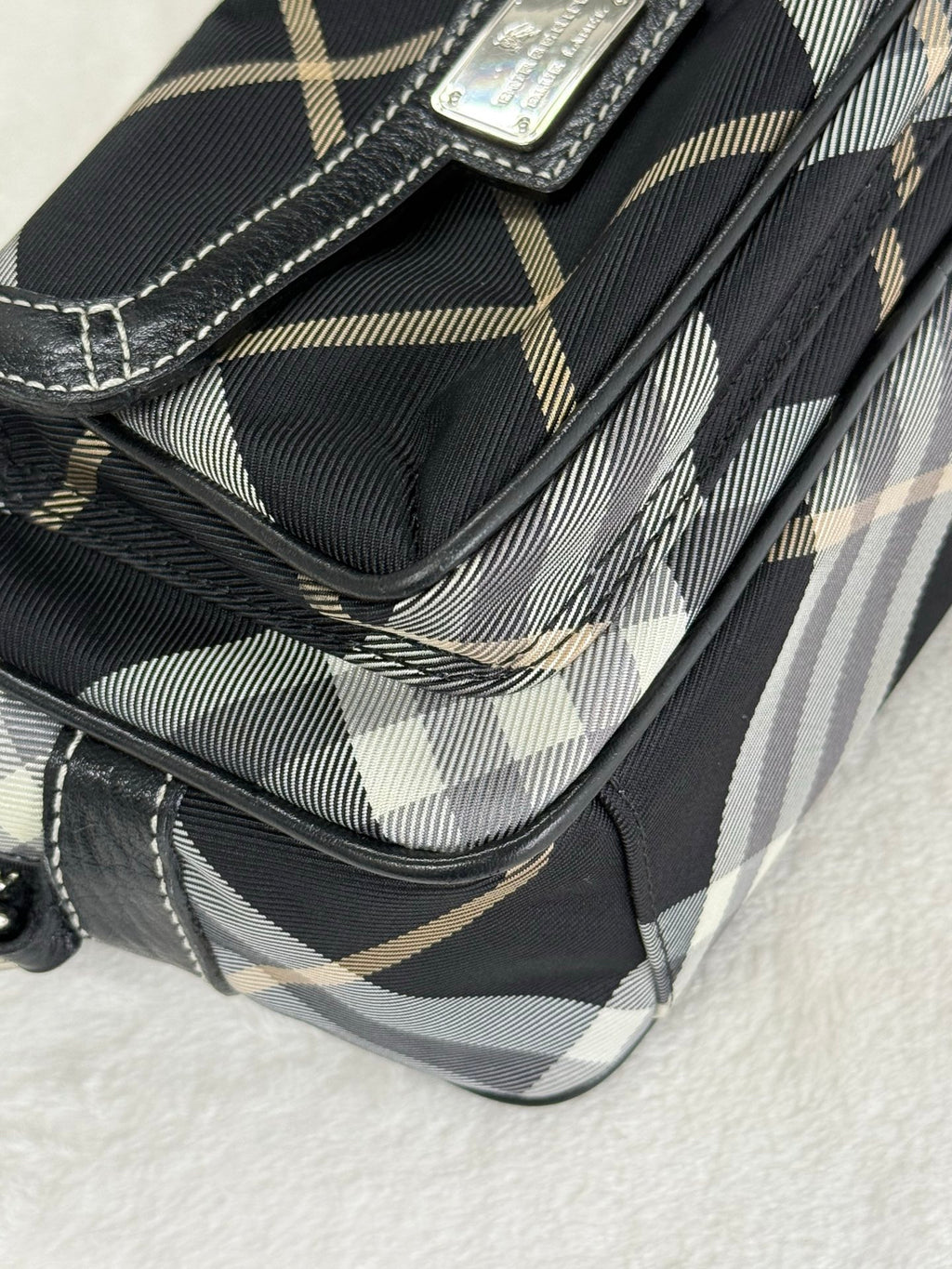 BURBERRY Plaid Pattern Shoulderbag