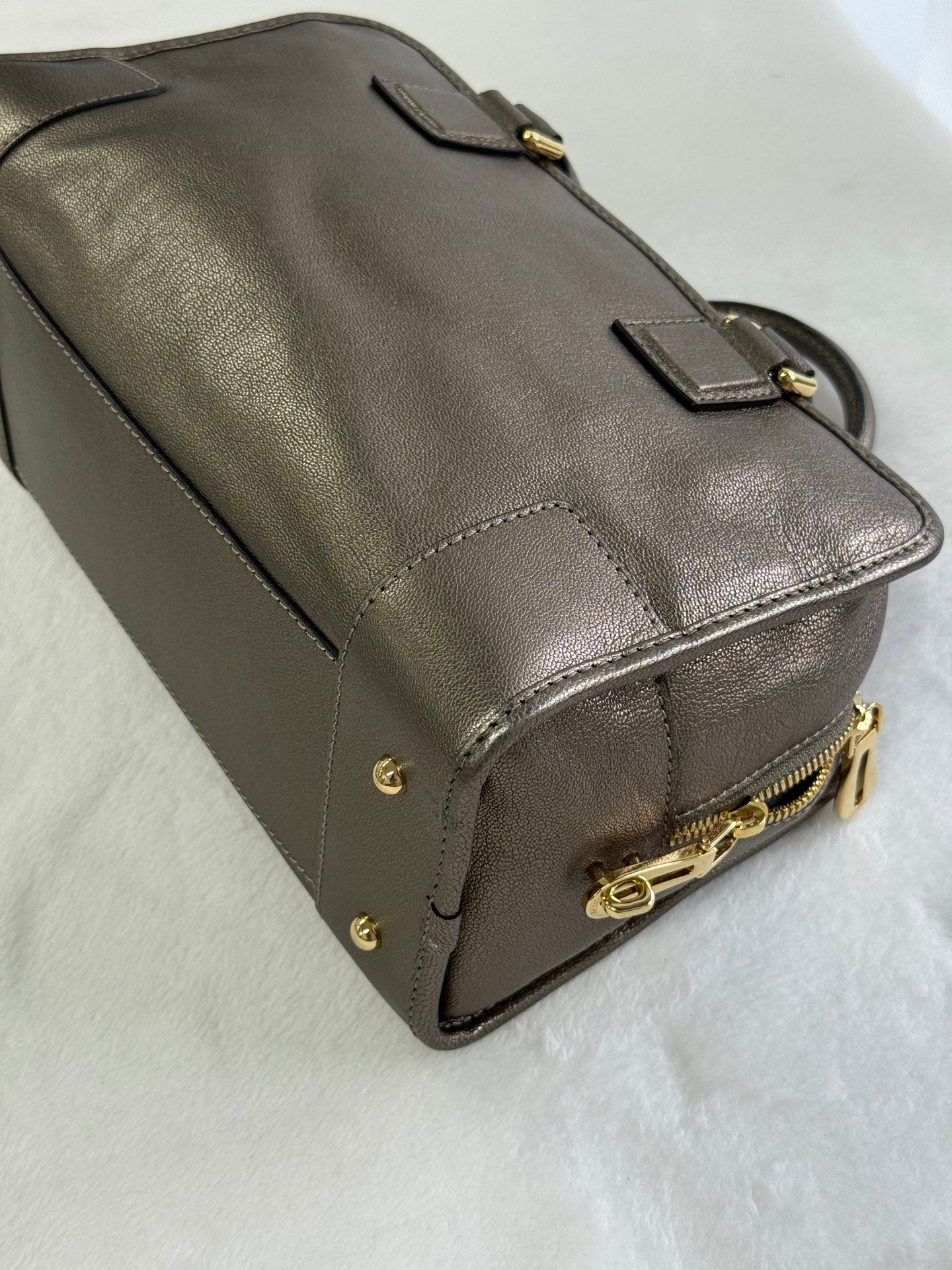LOEWE Amazona Medium Size Handbag