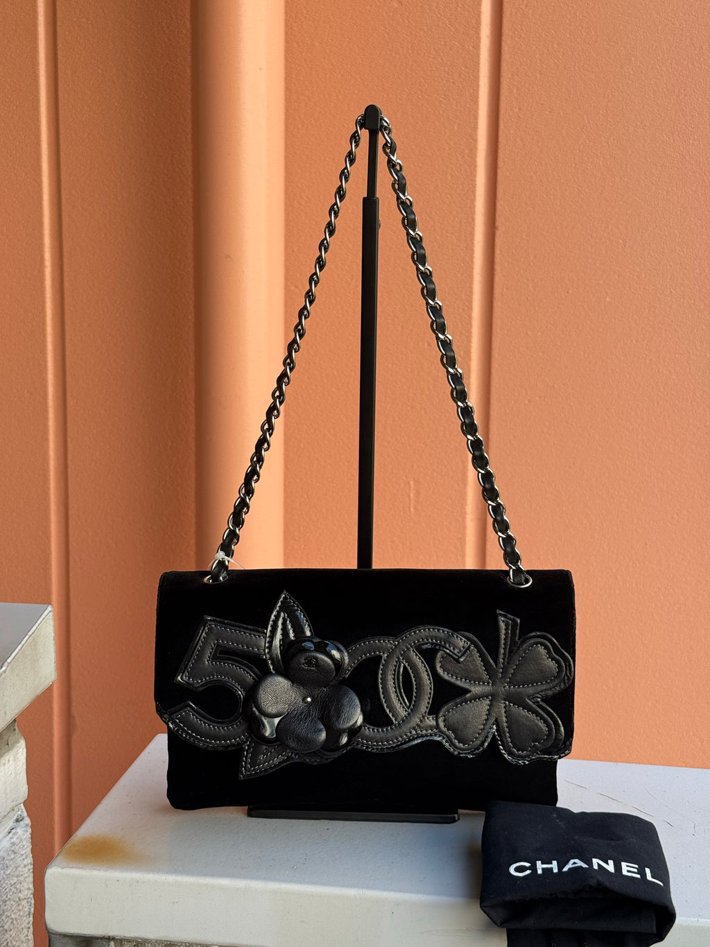 CHANEL Suede Chainbag