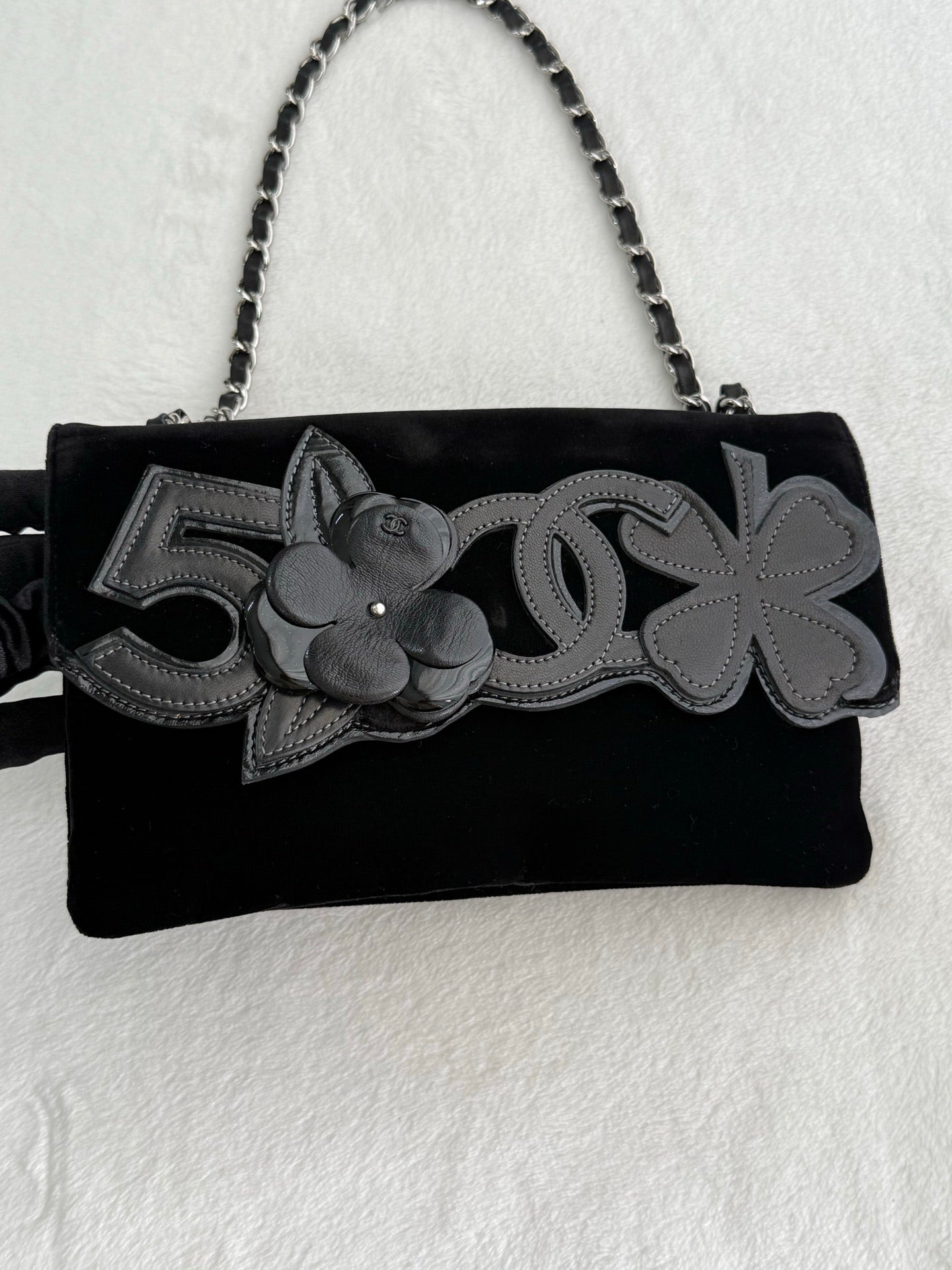 CHANEL Suede Chainbag