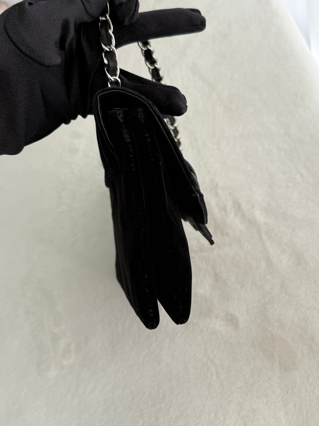 CHANEL Suede Chainbag