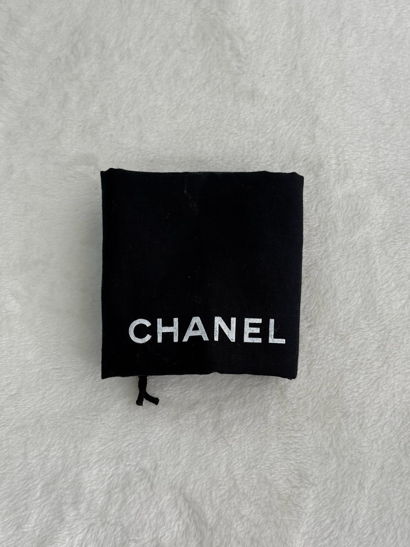 CHANEL Suede Chainbag